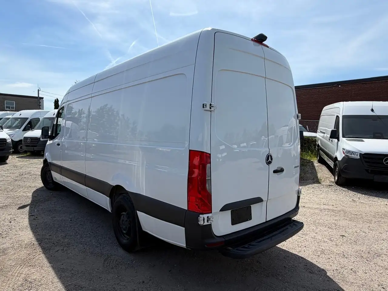 Mercedes-Benz Sprinter снимка Mercedes-Benz Sprinter