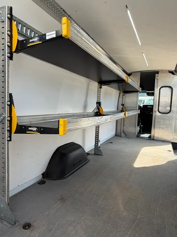 Mercedes-Benz Sprinter снимка Mercedes-Benz Sprinter