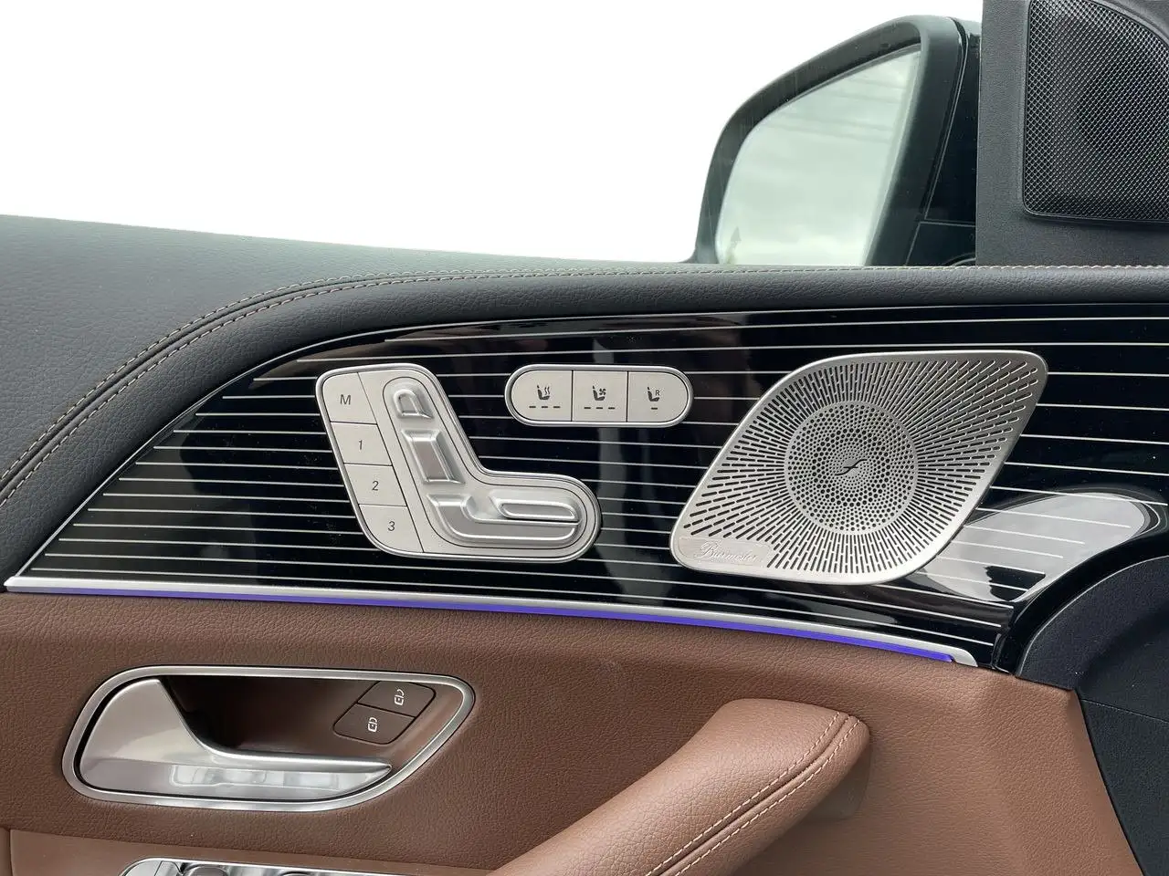 Mercedes-Benz GLS снимка Mercedes-Benz GLS