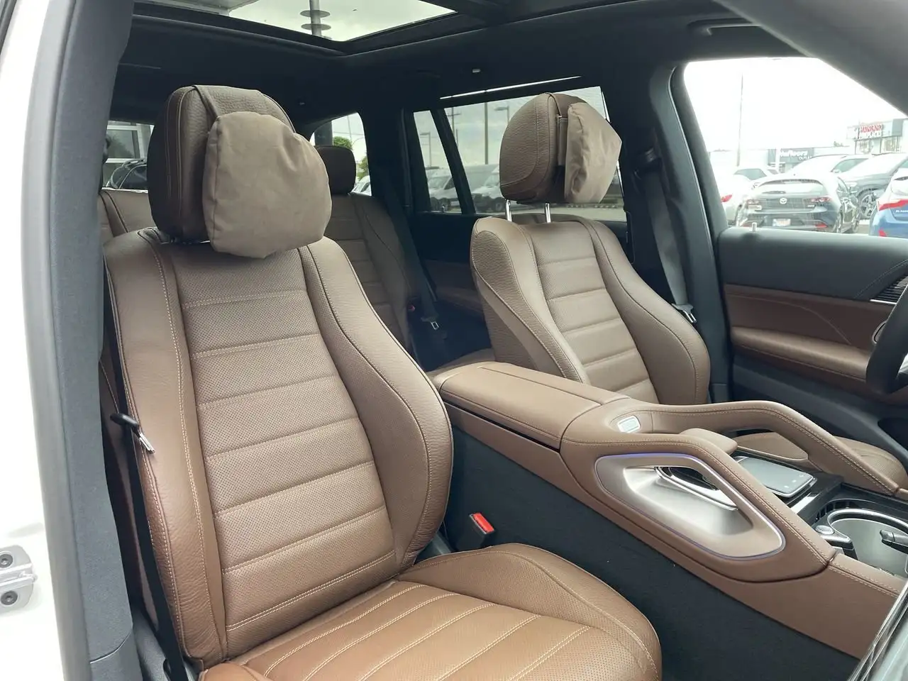Mercedes-Benz GLS снимка Mercedes-Benz GLS