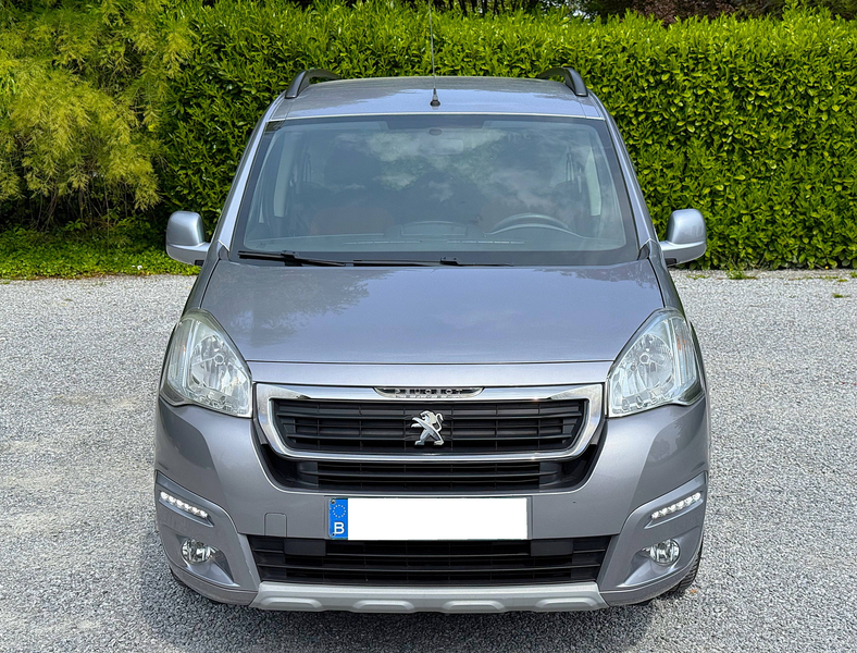 Peugeot Partner Tepee 1.6 BlueHDi 1ier Main EURO 6 Prêt à immatriculé ! — photo 2