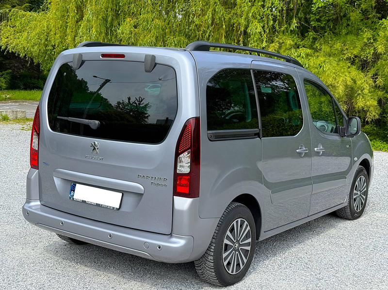 Peugeot Partner Tepee 1.6 BlueHDi 1ier Main EURO 6 Prêt à immatriculé ! — photo 6