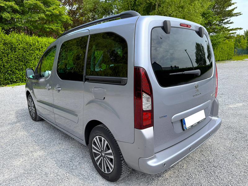 Peugeot Partner Tepee 1.6 BlueHDi 1ier Main EURO 6 Prêt à immatriculé ! — photo 10
