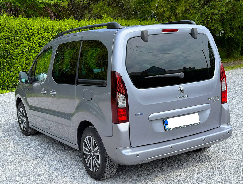 Peugeot Partner Tepee 1.6 BlueHDi 1ier Main EURO 6 Prêt à immatriculé ! — photo 4