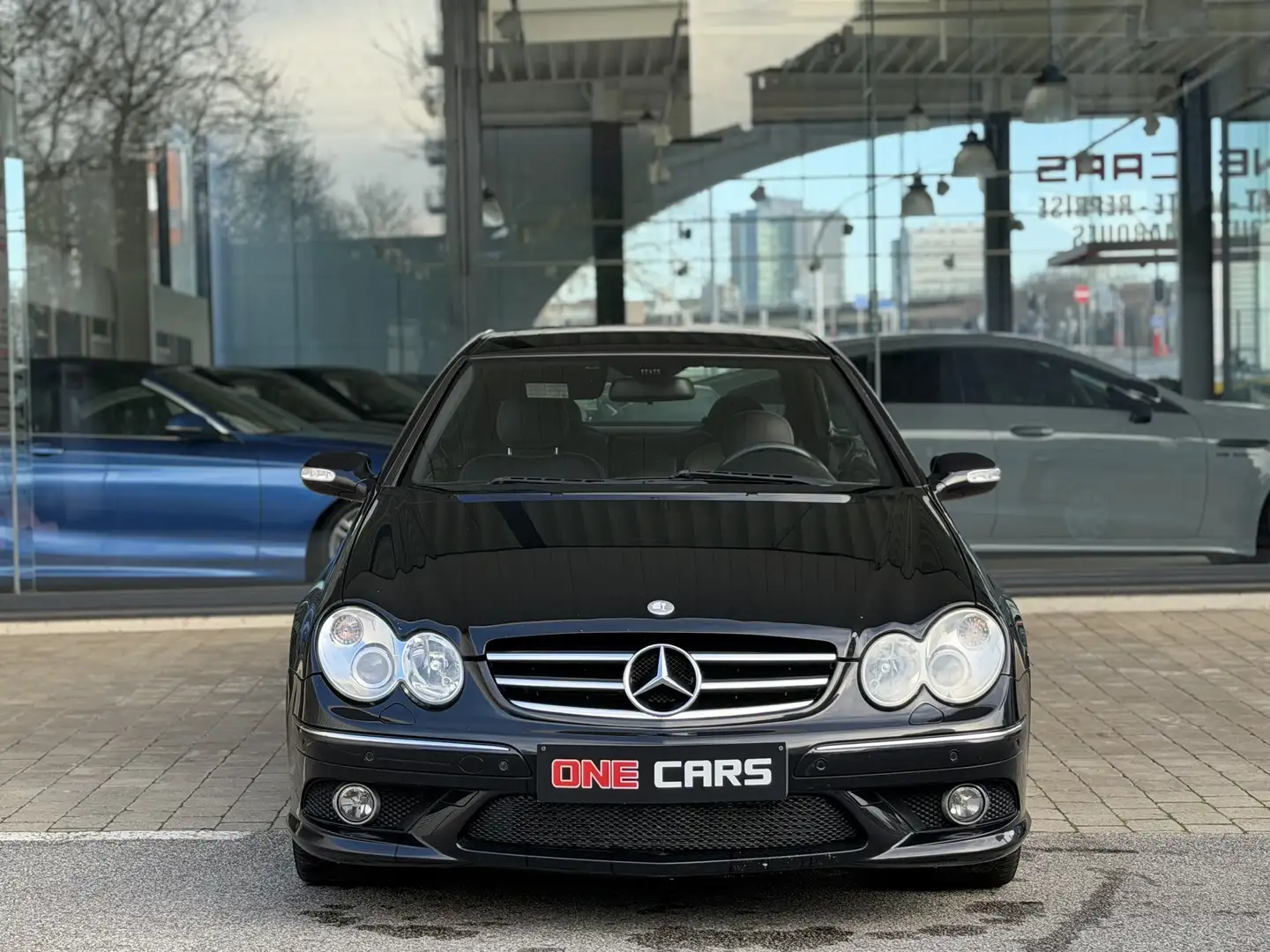 Mercedes-Benz CLK 220 CDI "PACK AMG" AUTOM. XENON-GPS-CUIR-JA18-GAR 1AN Schwarz - 2