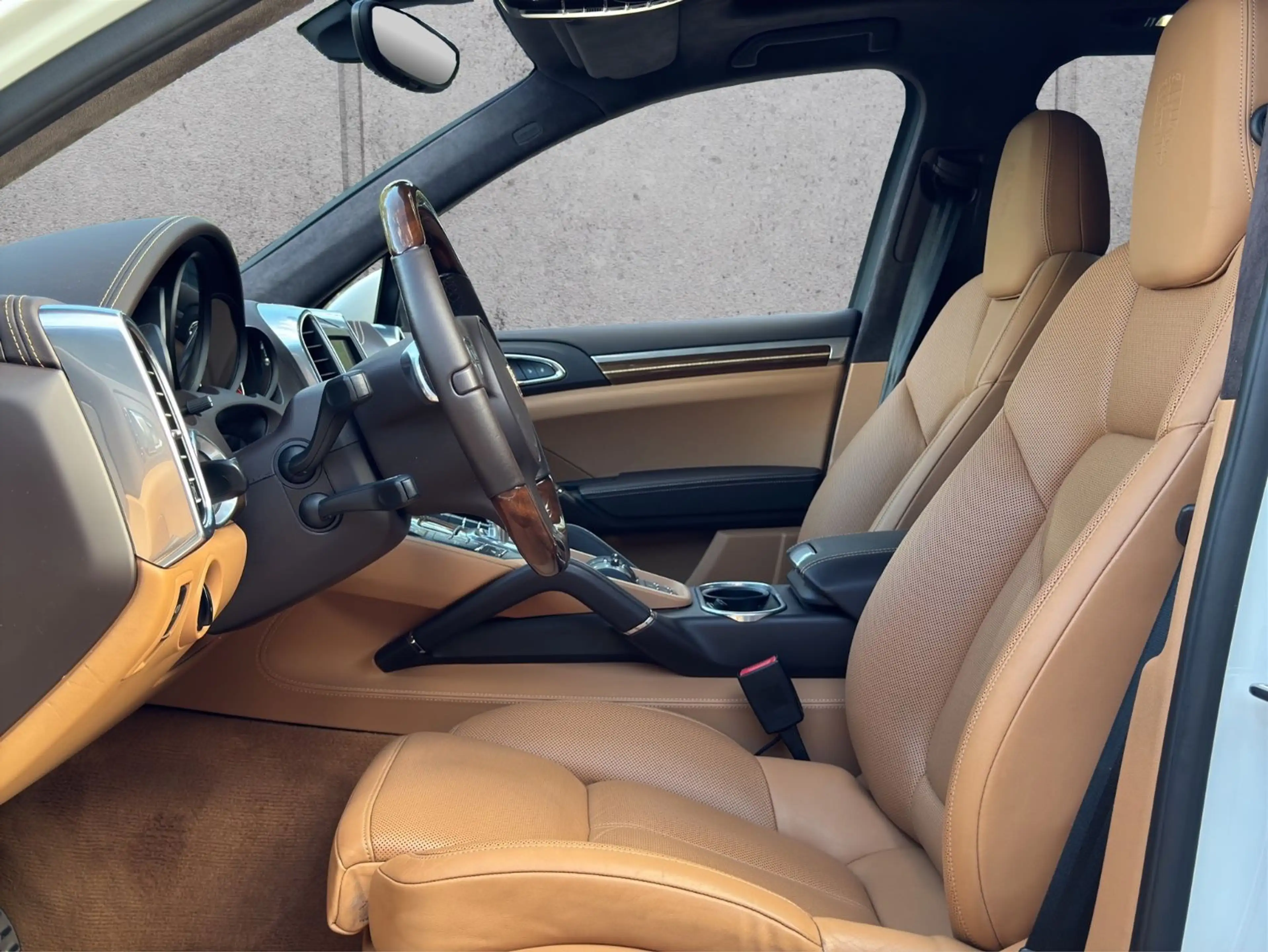 Porsche Cayenne Turbo ° Sport Design ° PDCC — photo 12