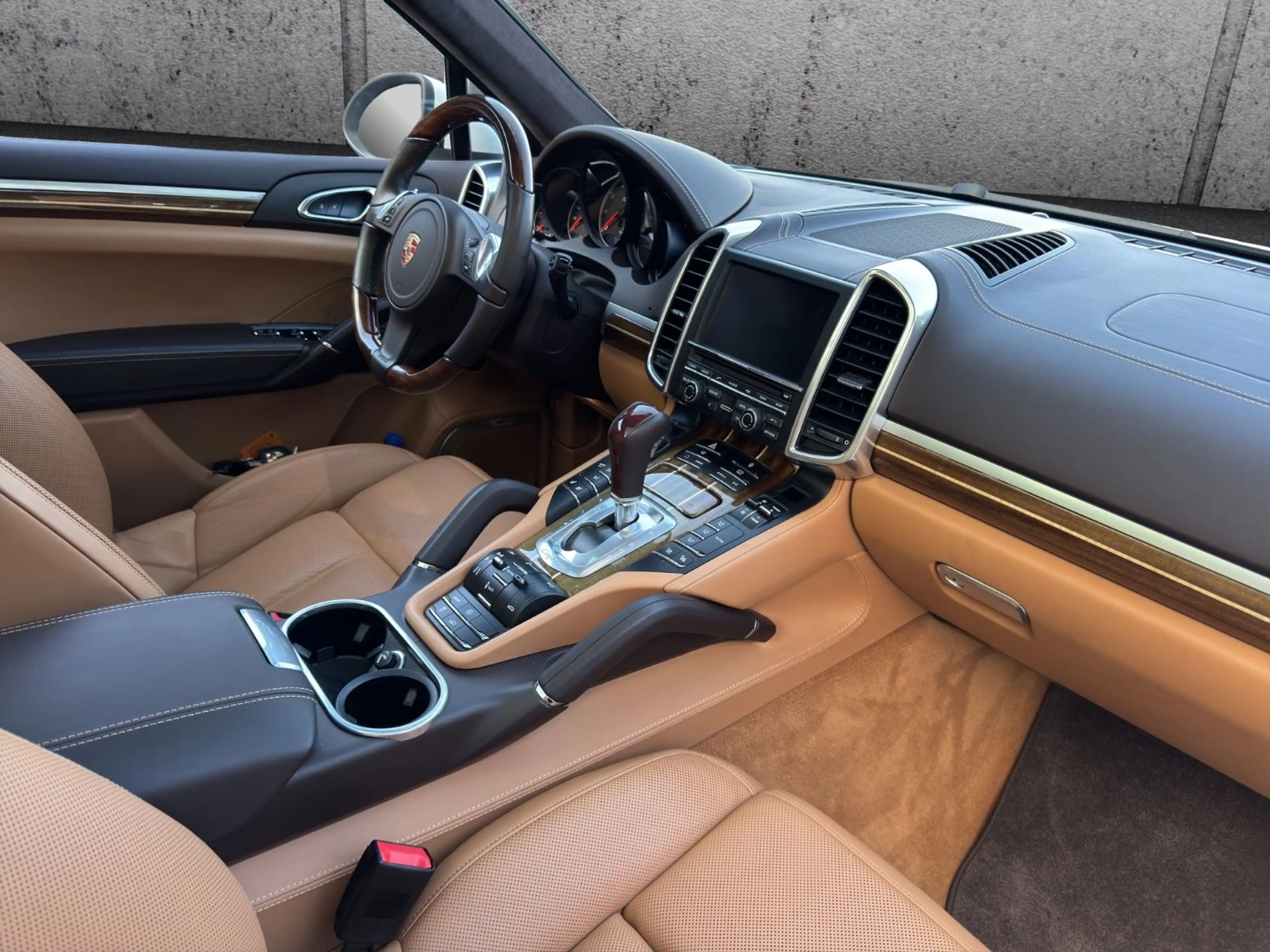 Porsche Cayenne Turbo ° Sport Design ° PDCC — photo 10