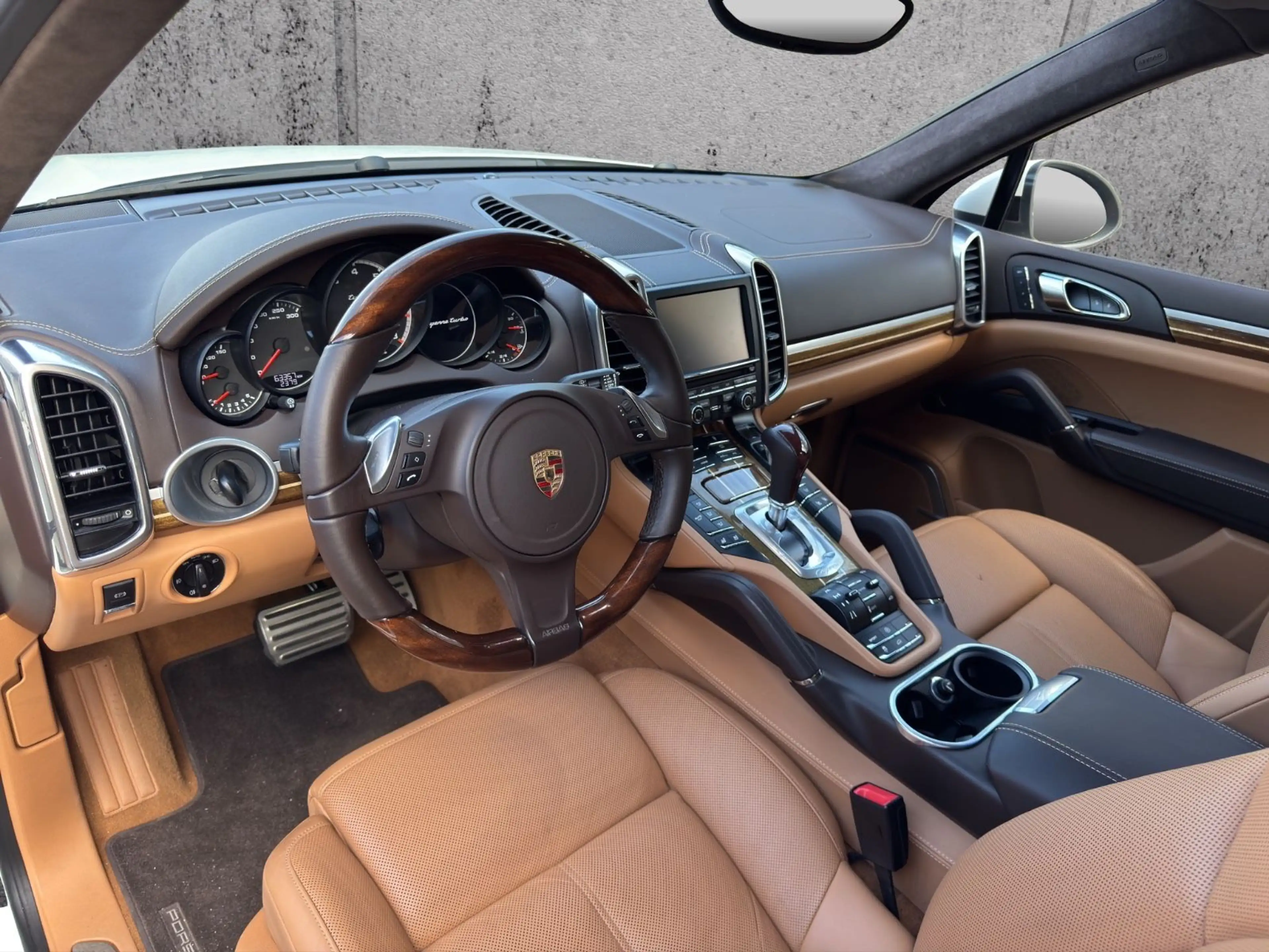 Porsche Cayenne Turbo ° Sport Design ° PDCC — photo 9