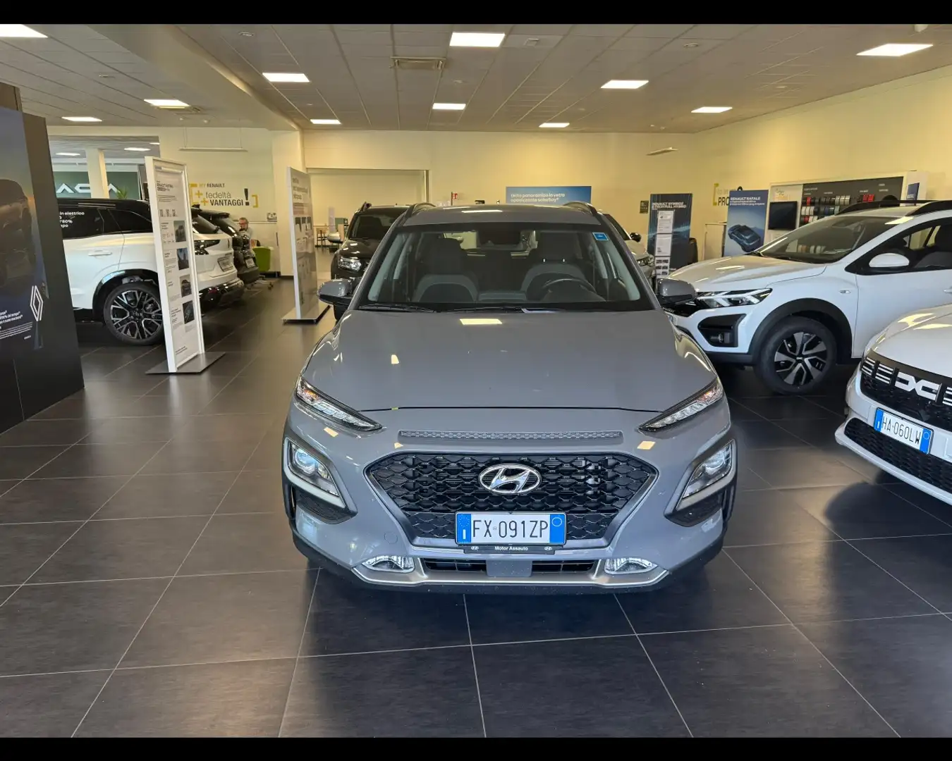 Hyundai KONA 1.6 HEV XPRIME TECHNO PACK 2WD DCT Gris - 2