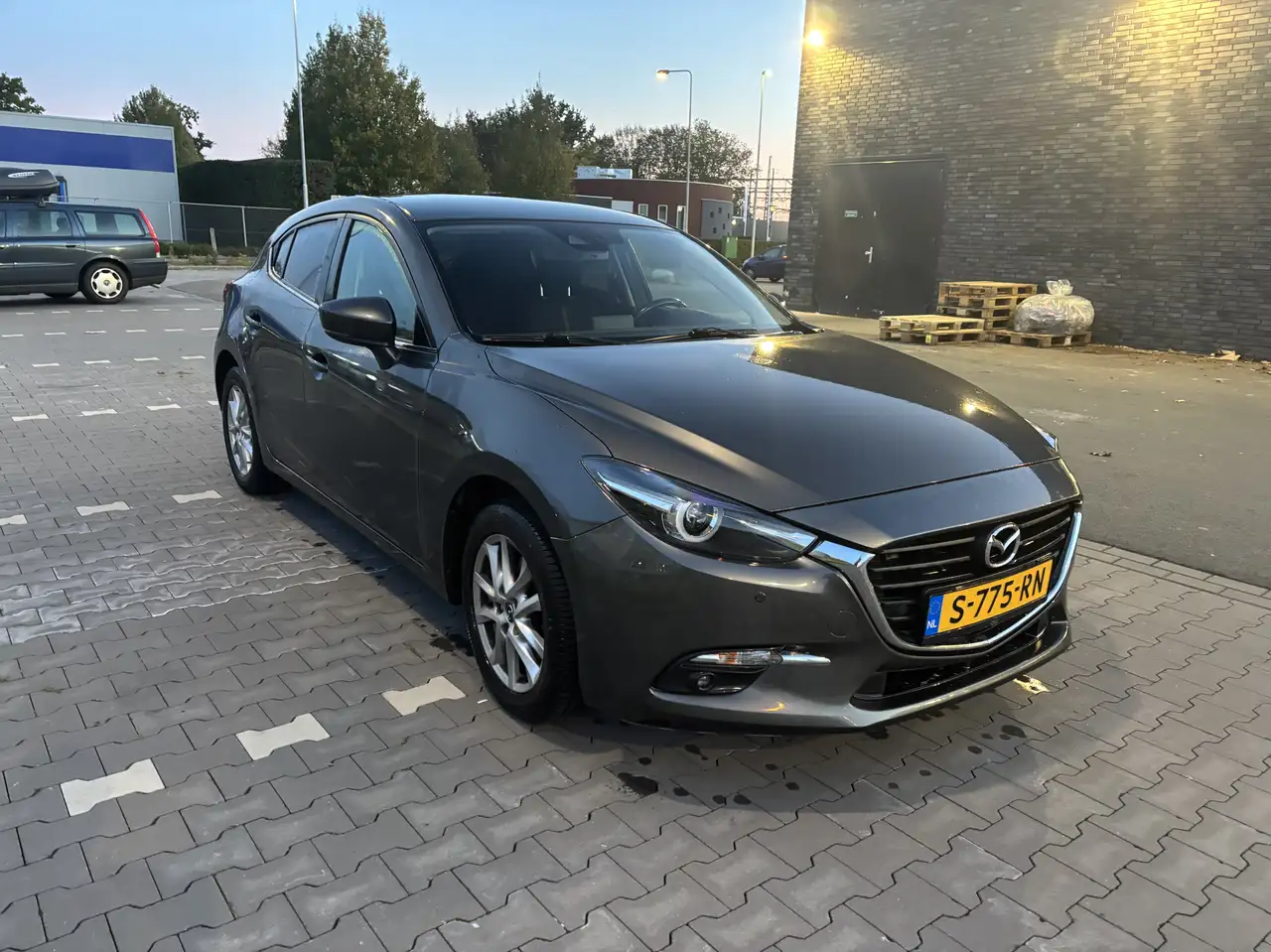 Mazda 3