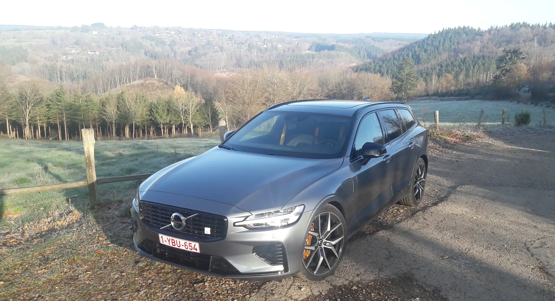 Volvo V60 2.0 T8 AWD PHEV Polestar Engineered - 1