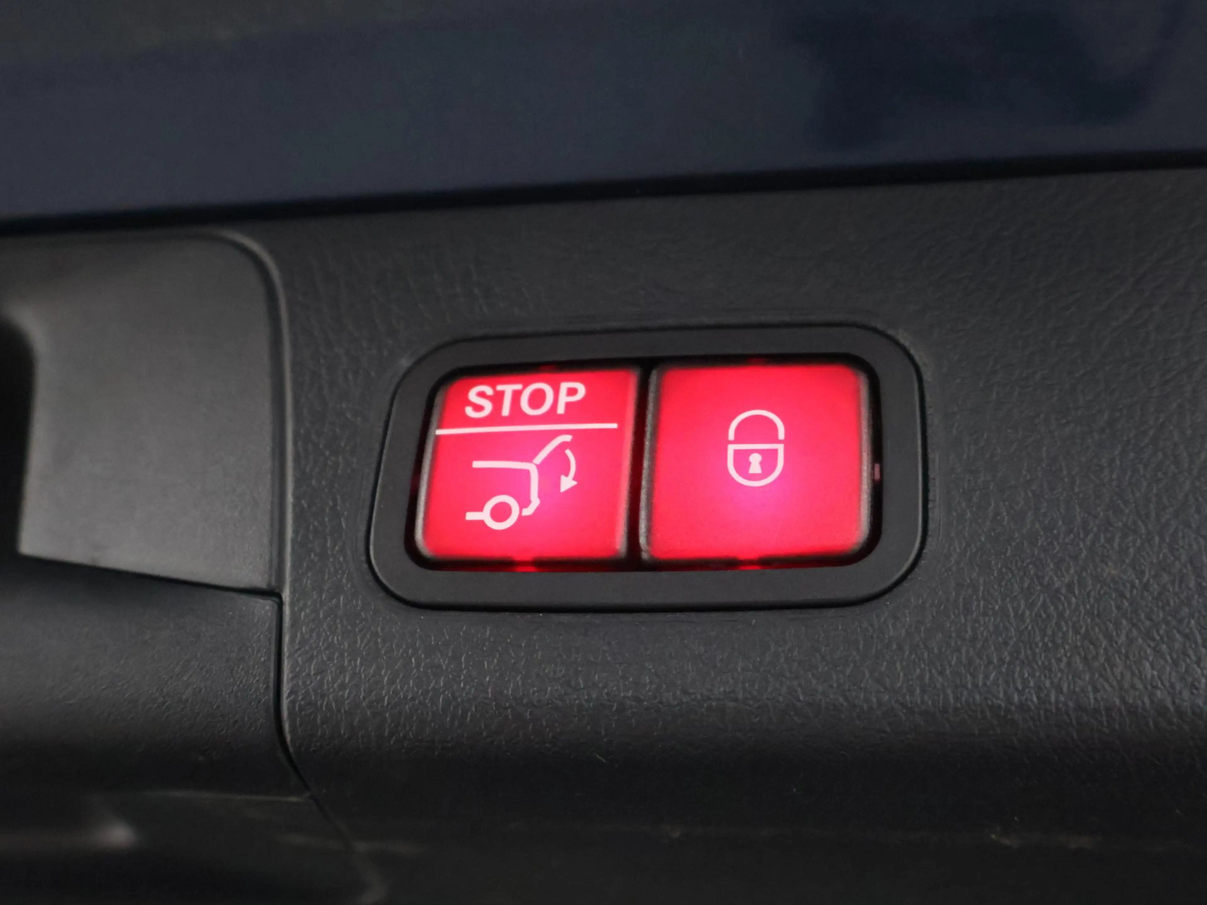 Mercedes-Benz B 250 250e PREMIUM + SFEERVERLICHTING | ADAPTIVE CRUISE — photo 39