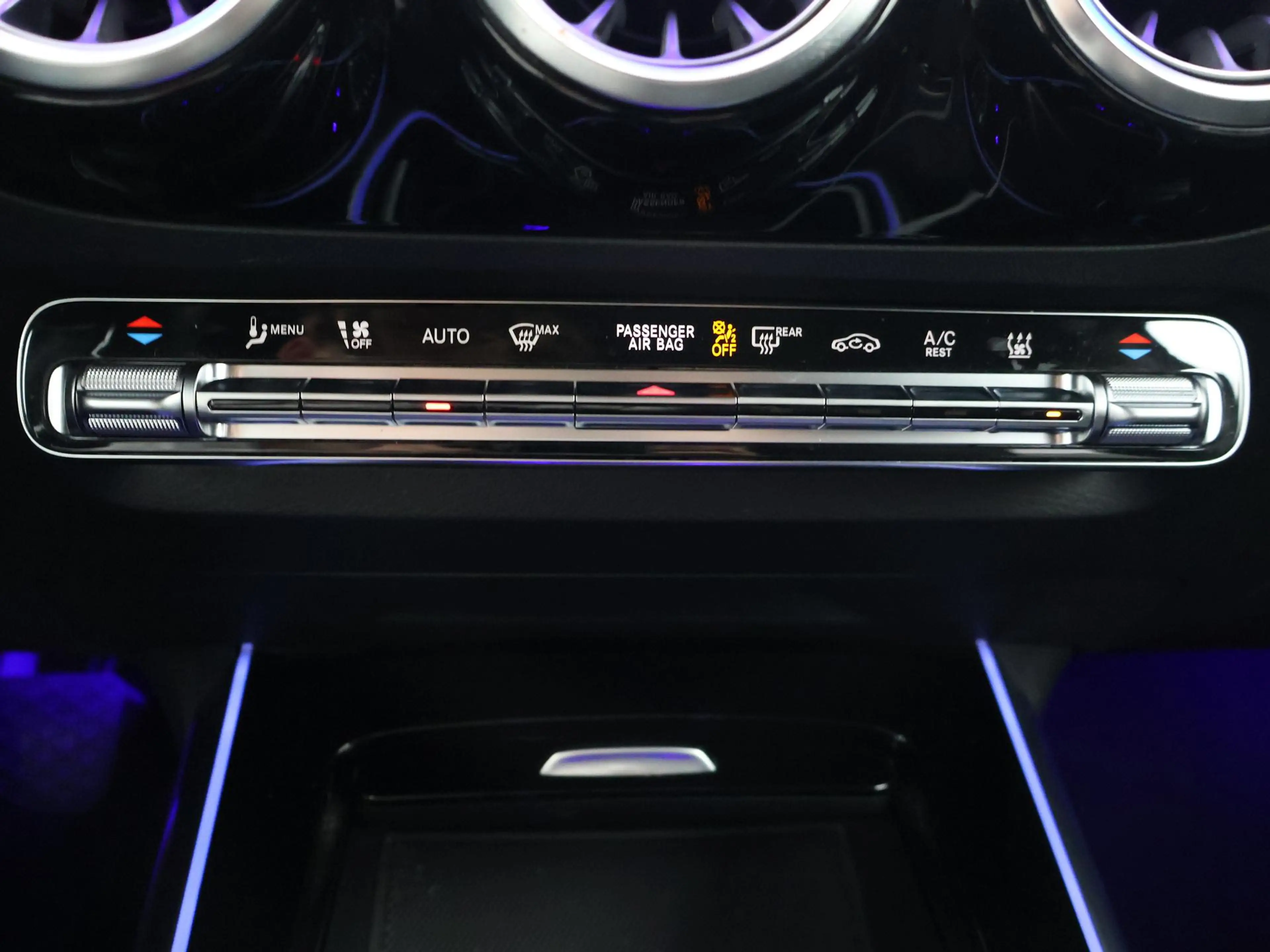 Mercedes-Benz B 250 250e PREMIUM + SFEERVERLICHTING | ADAPTIVE CRUISE — photo 47