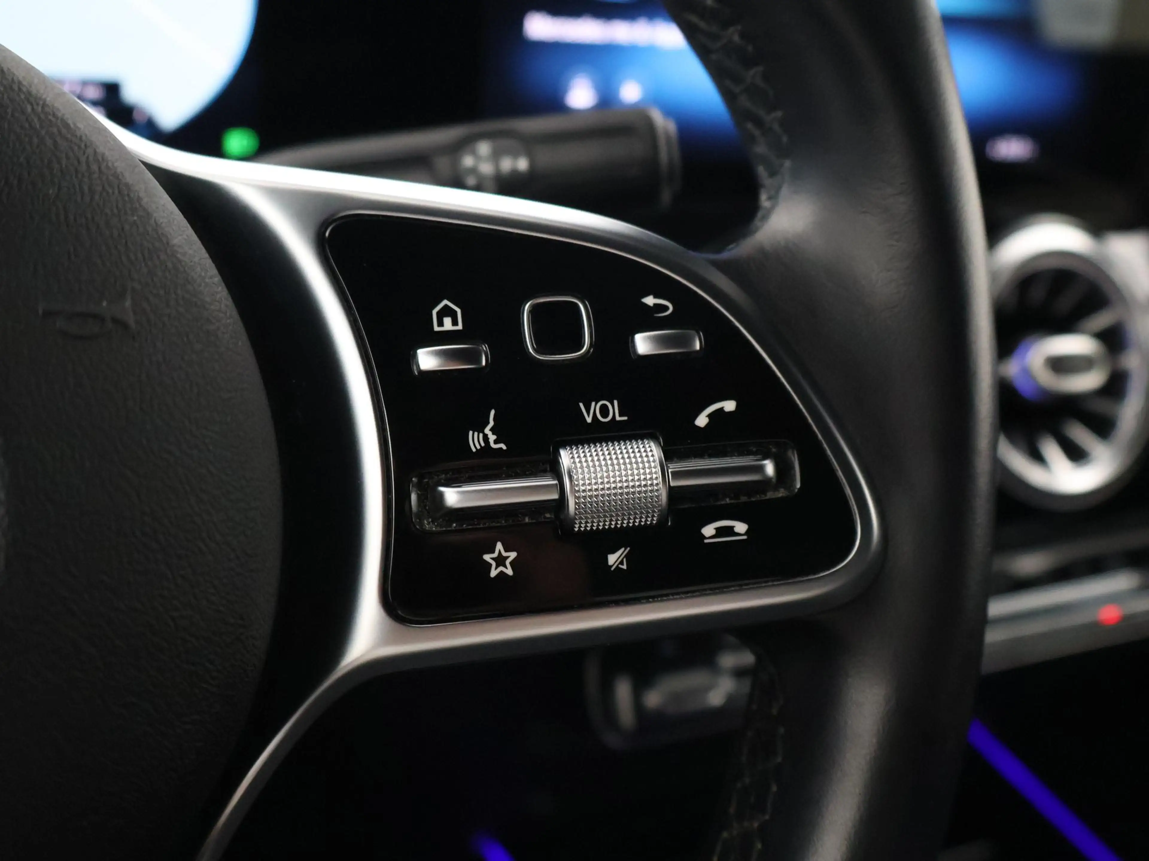 Mercedes-Benz B 250 250e PREMIUM + SFEERVERLICHTING | ADAPTIVE CRUISE — photo 25