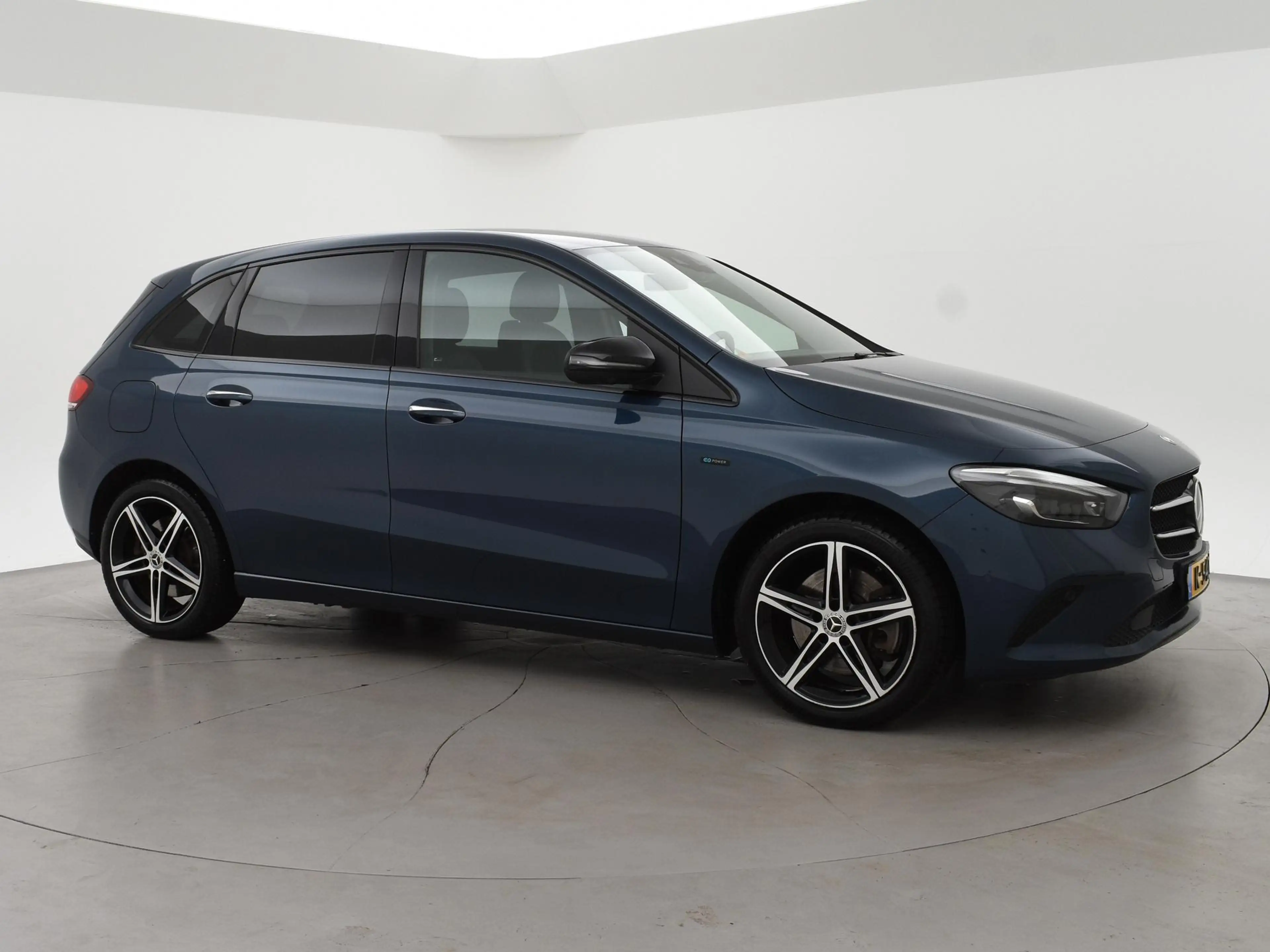 Mercedes-Benz B 250 250e PREMIUM + SFEERVERLICHTING | ADAPTIVE CRUISE — photo 23