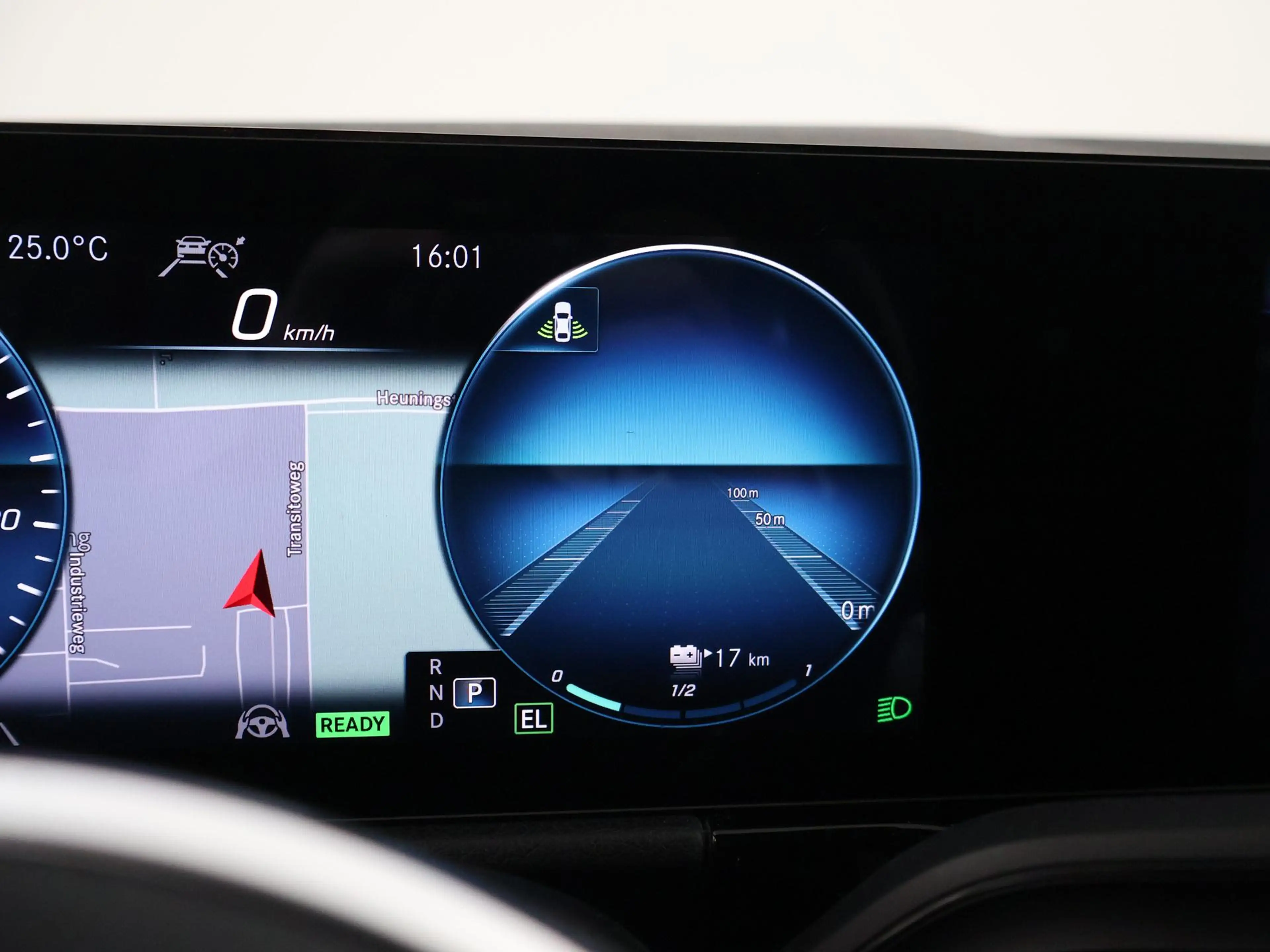 Mercedes-Benz B 250 250e PREMIUM + SFEERVERLICHTING | ADAPTIVE CRUISE — photo 26