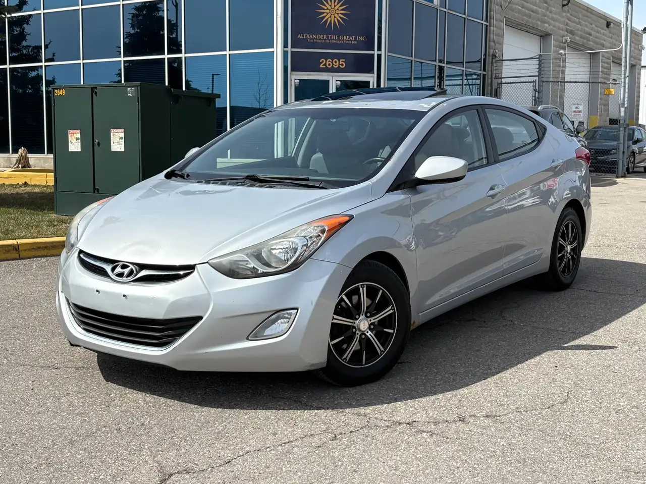 2013 Hyundai ELANTRA Base — photo 1