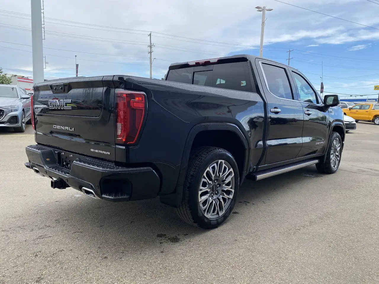 GMC Sierra 1500 снимка GMC Sierra 1500