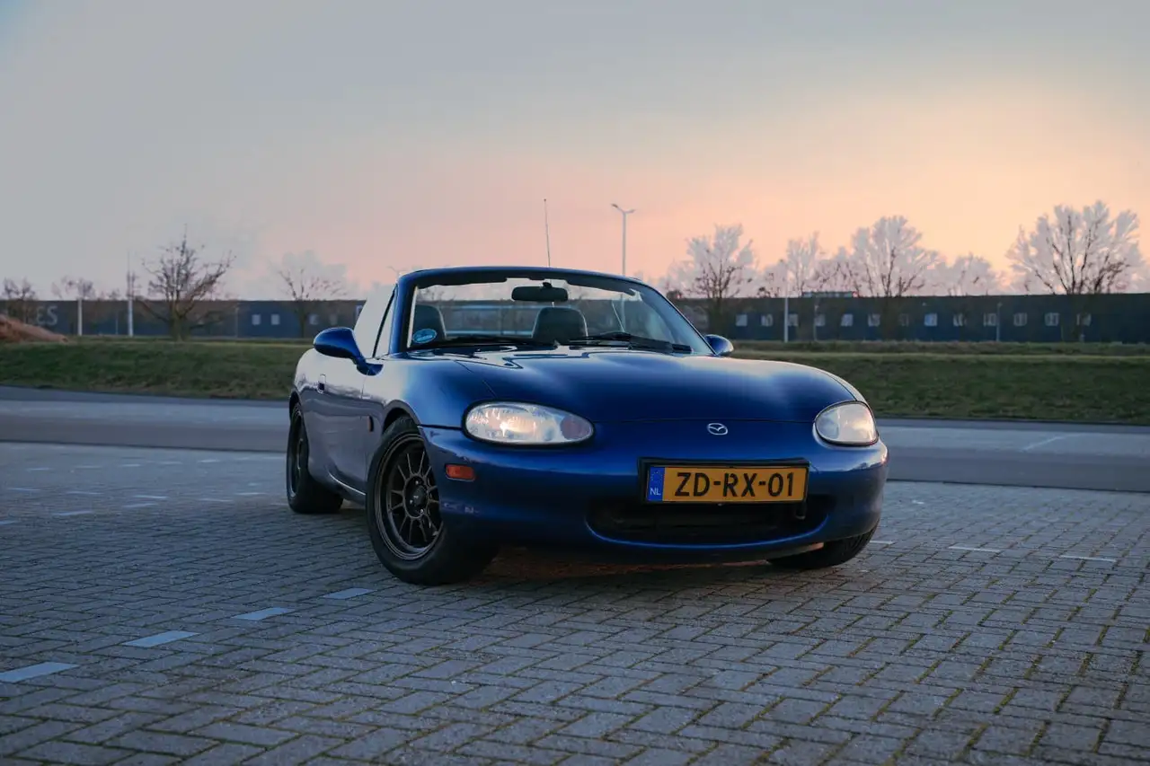 Mazda MX‑5 NB 1.8 – 10th Anniversary Edition –1999, foto 3
