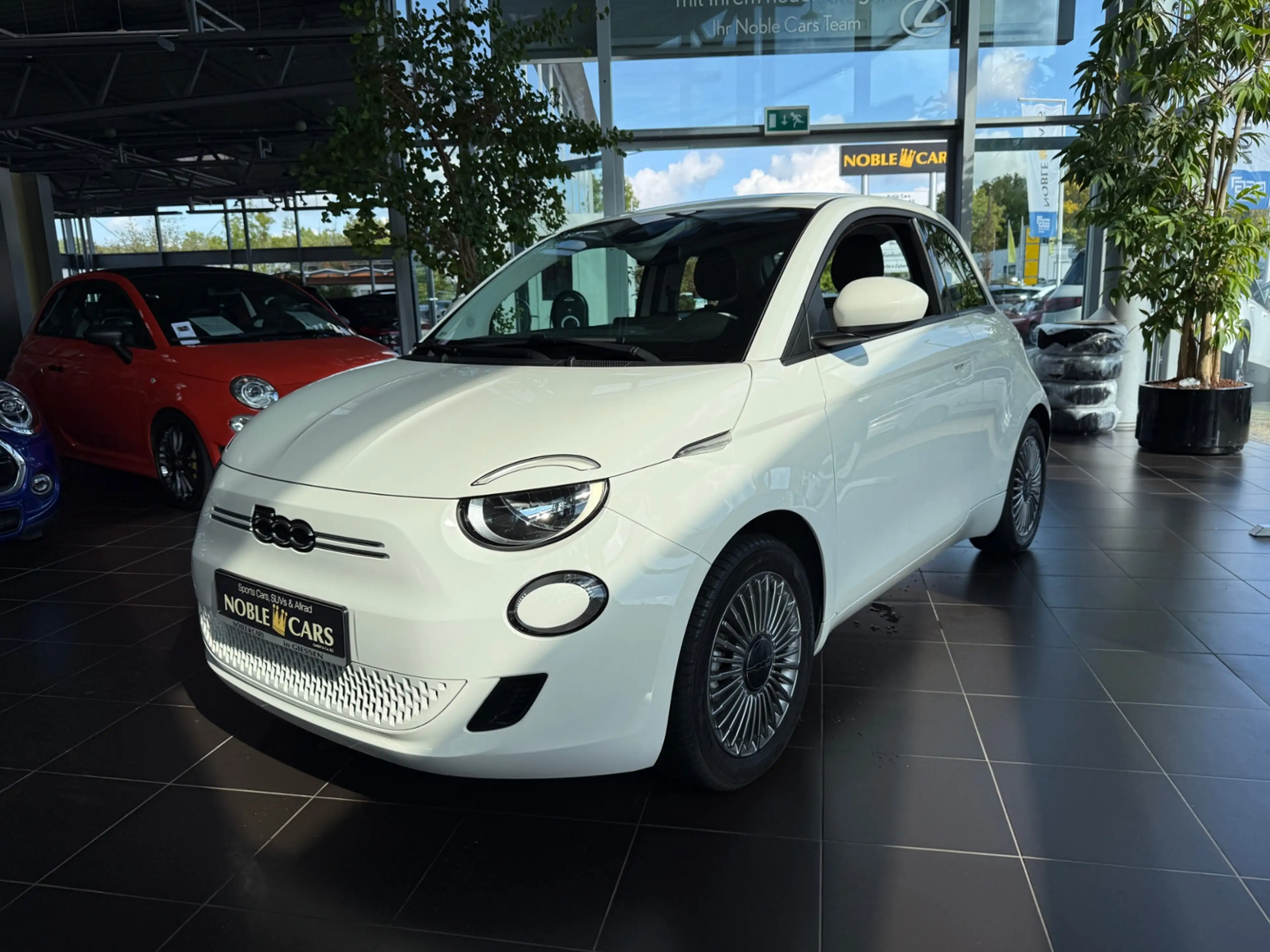 Fiat 500e Klima 42 kWh Alu Full Link Apple Car Play — photo 3
