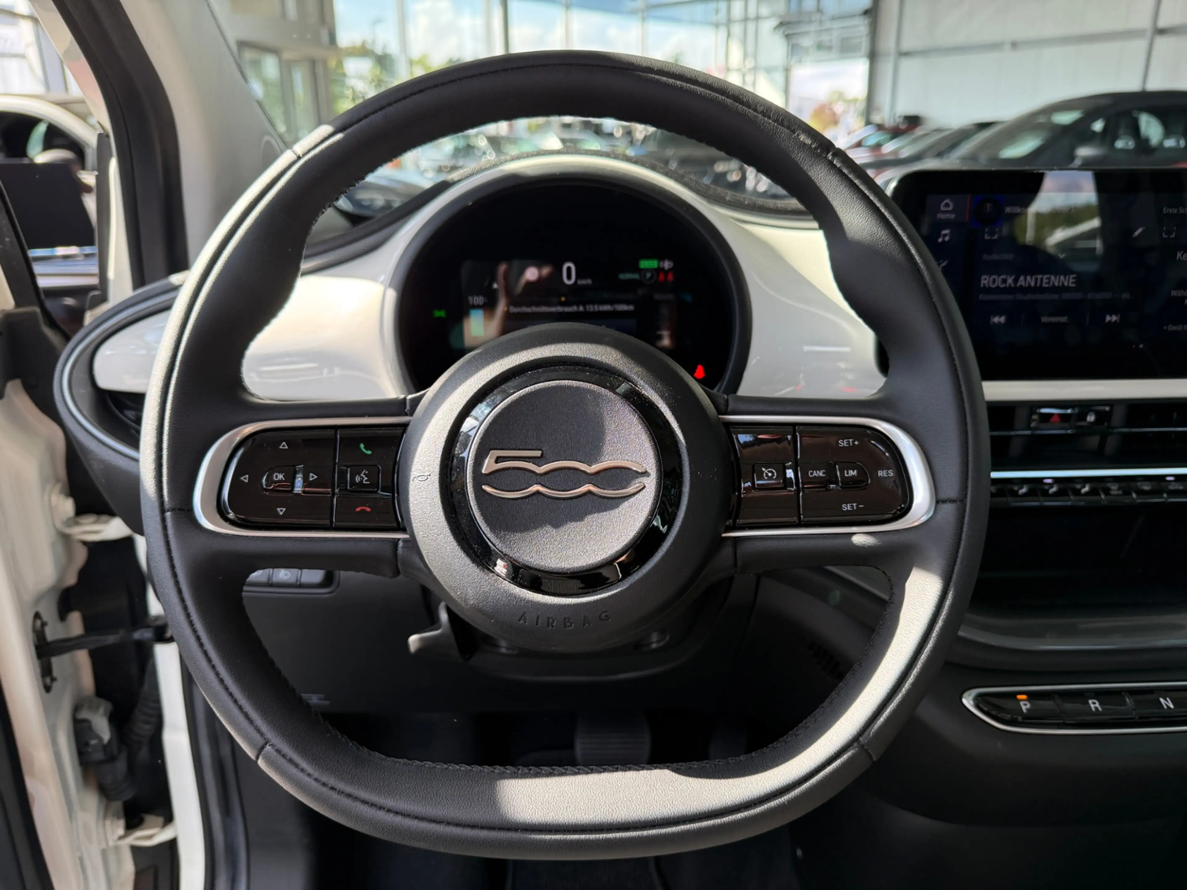 Fiat 500e Klima 42 kWh Alu Full Link Apple Car Play — photo 12