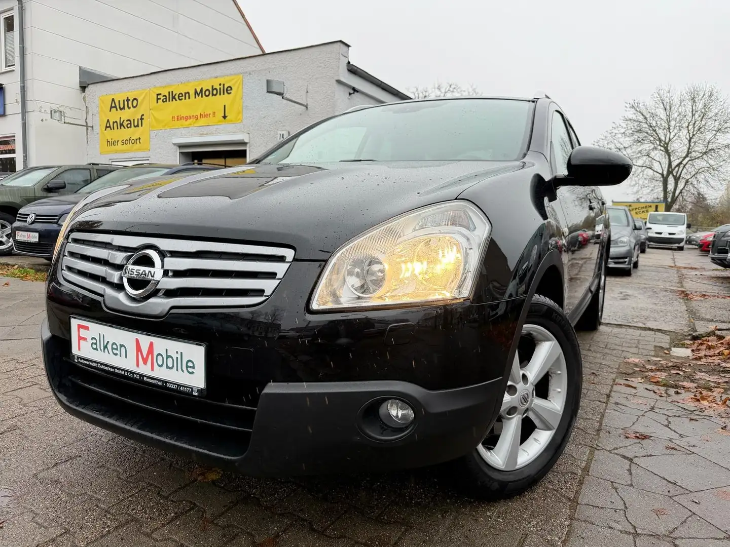 Nissan Qashqai+2 Visia + Klima + Panorama + 7 Sitze Schwarz - 1