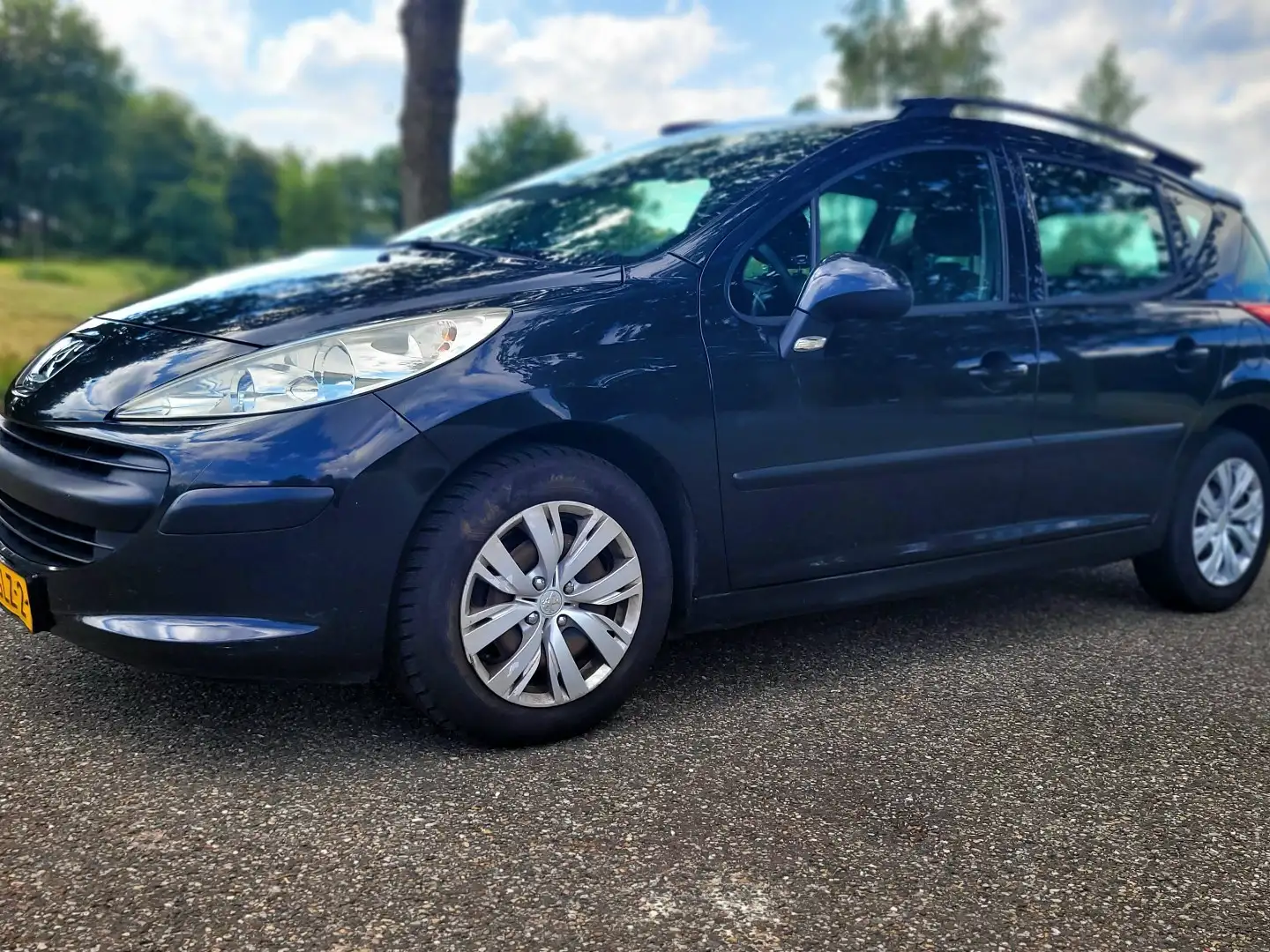 Peugeot 206 75 Petit Filou Чёрный - 1