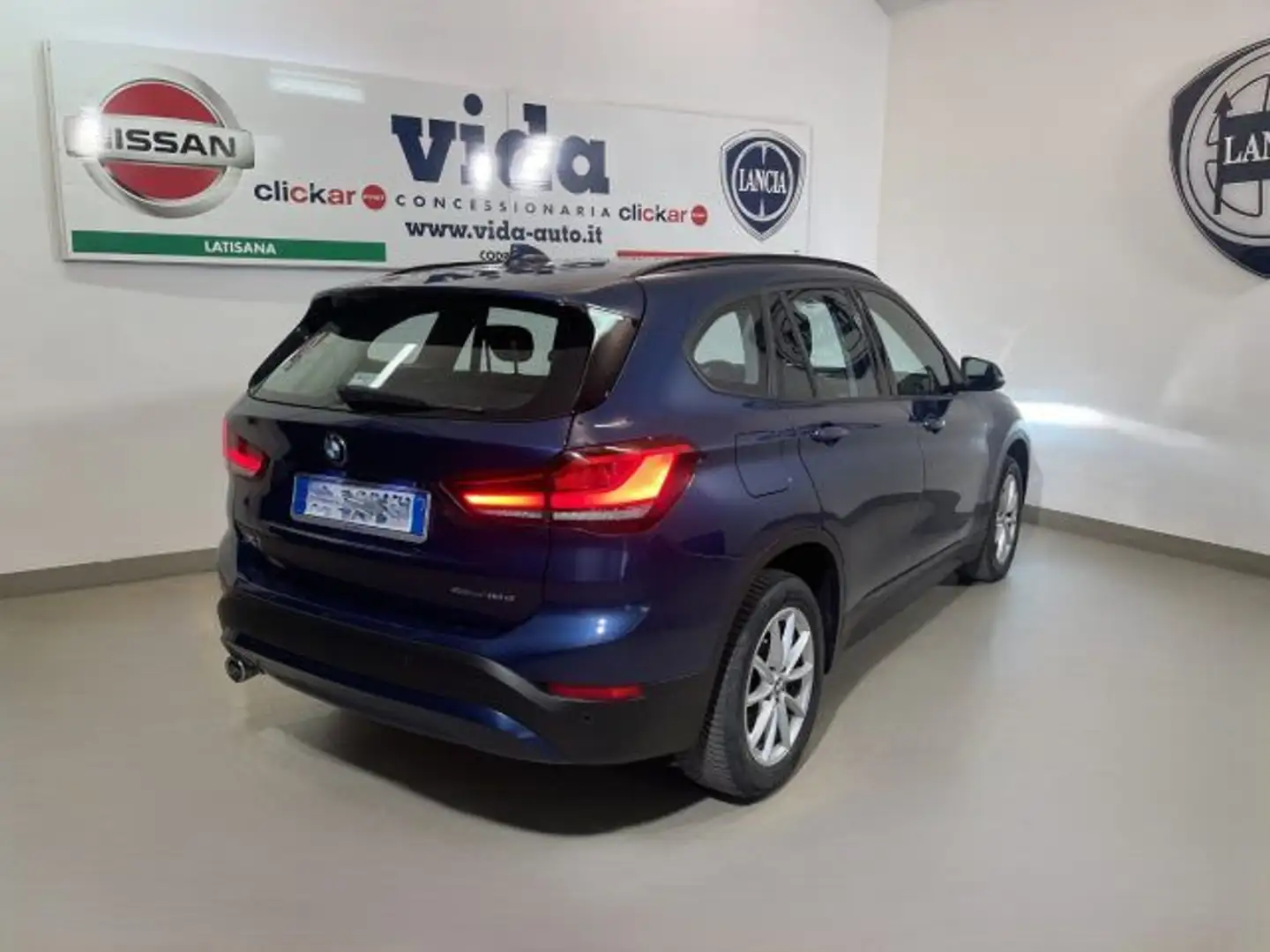 BMW X1 sDrive16d Business Advantage Blu/Azzurro - 2