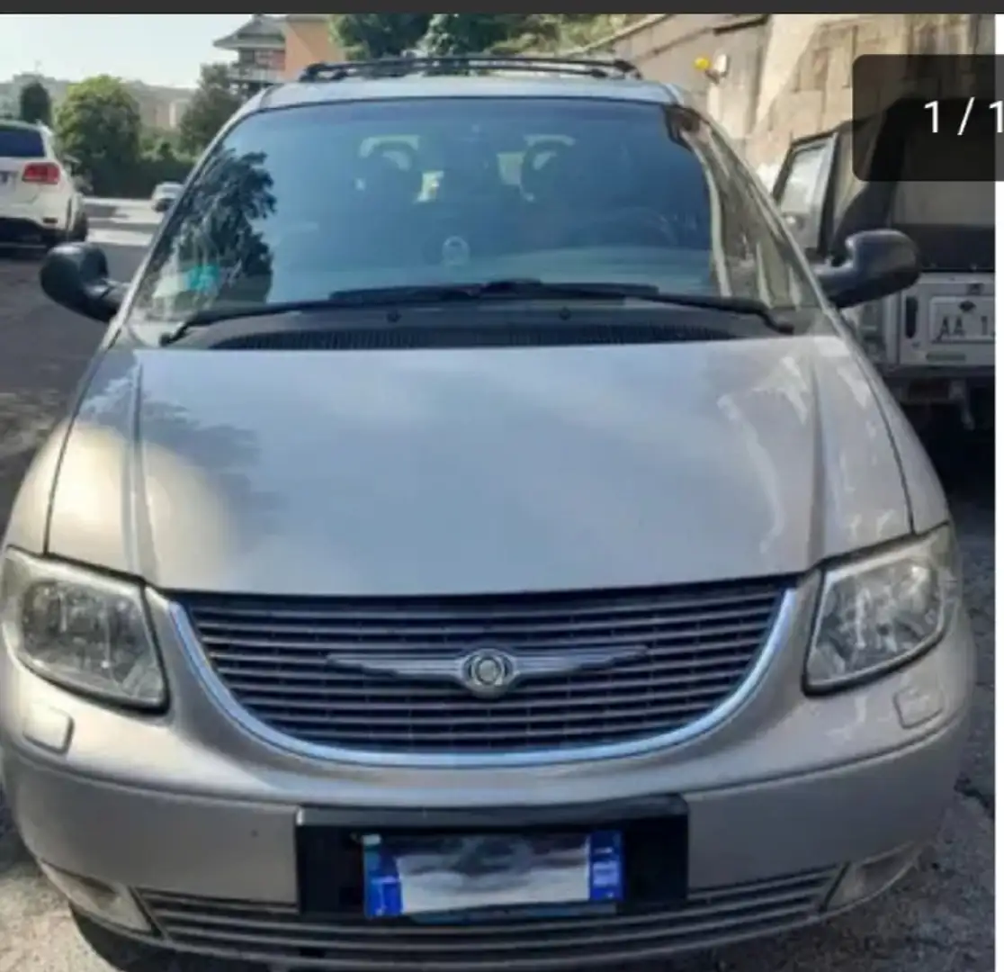 Chrysler Voyager Voyager III 2001 2.4 LX auto Argent - 1