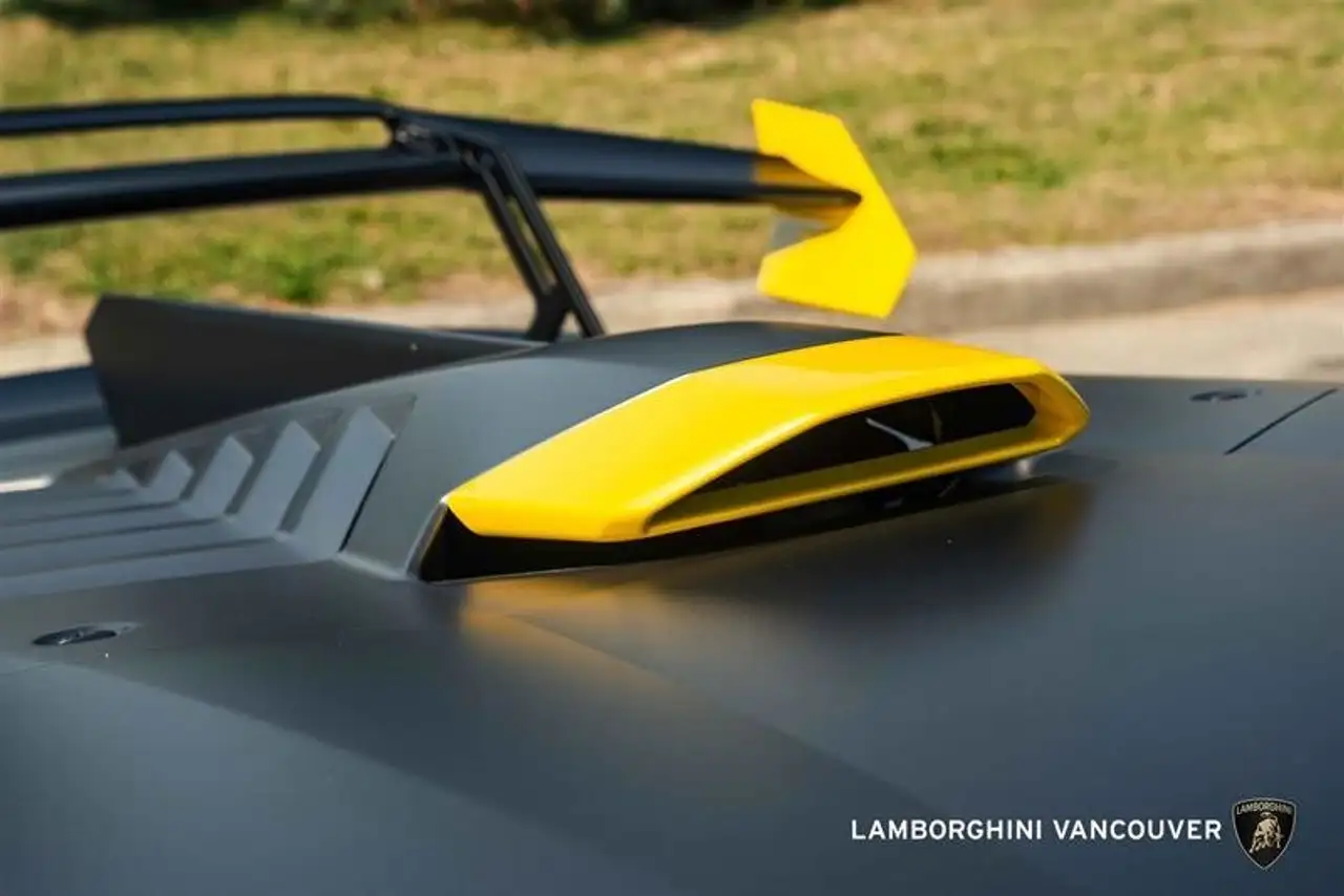 Lamborghini Huracán снимка Lamborghini Huracán
