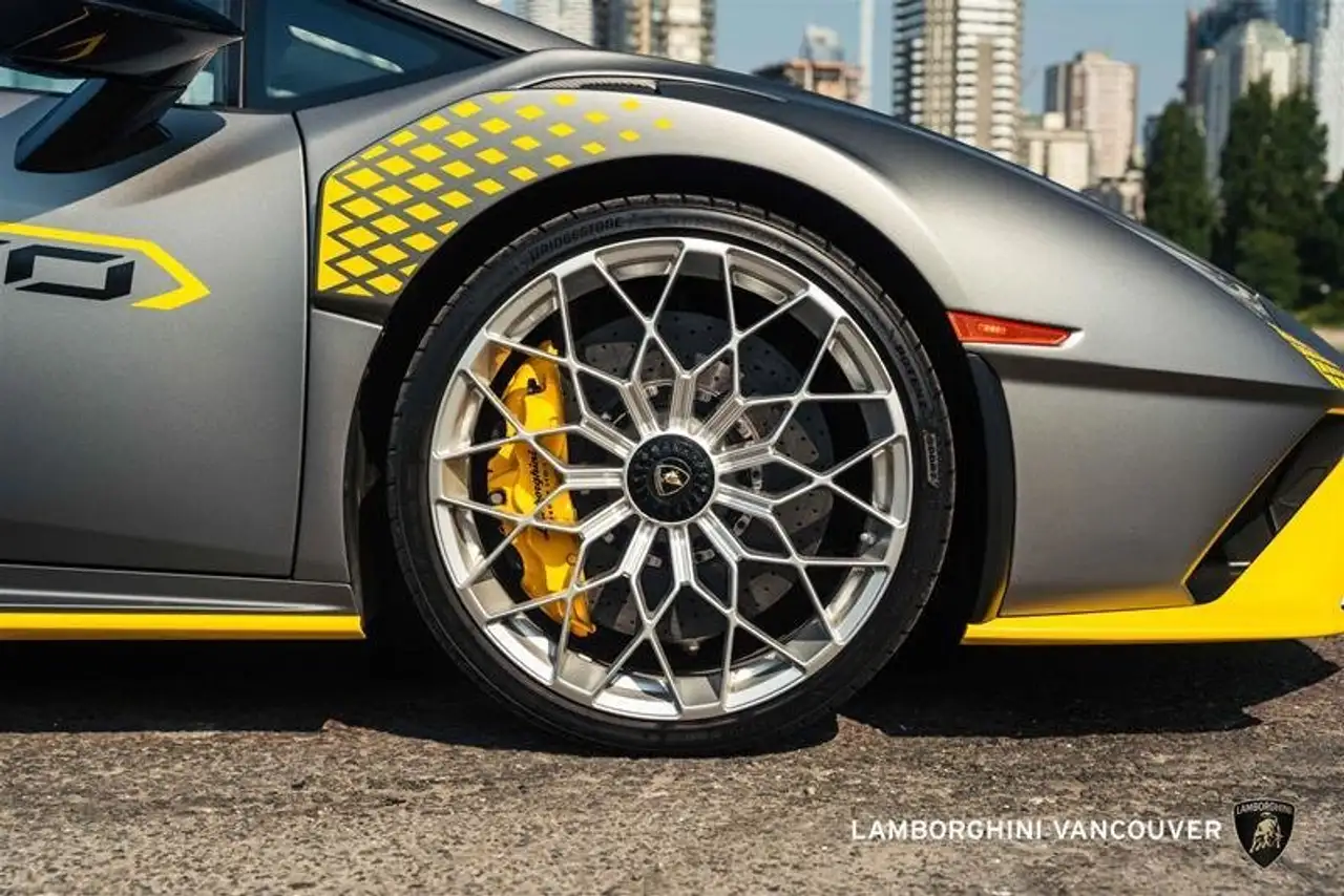 Lamborghini Huracán снимка Lamborghini Huracán