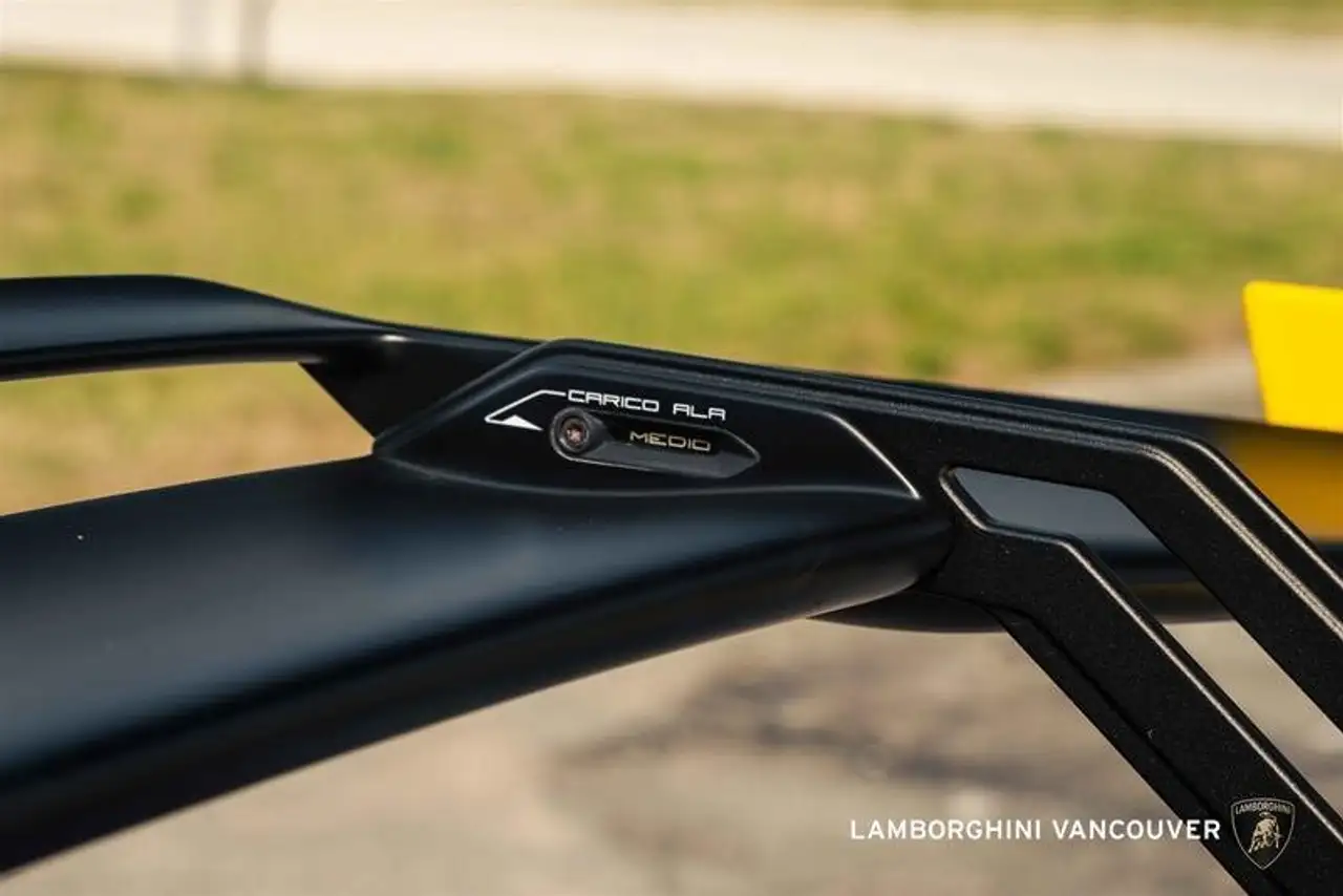 Lamborghini Huracán снимка Lamborghini Huracán