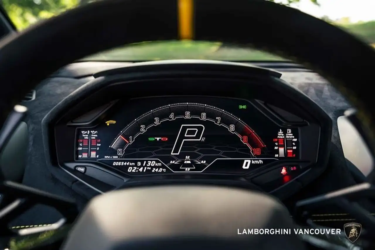 Lamborghini Huracán снимка Lamborghini Huracán