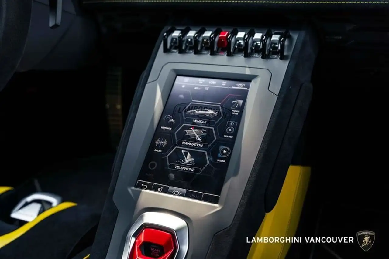 Lamborghini Huracán снимка Lamborghini Huracán