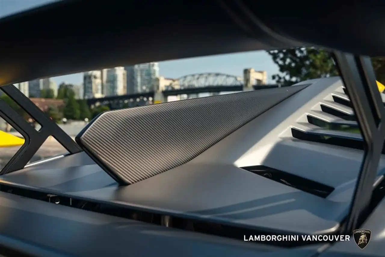 Lamborghini Huracán снимка Lamborghini Huracán