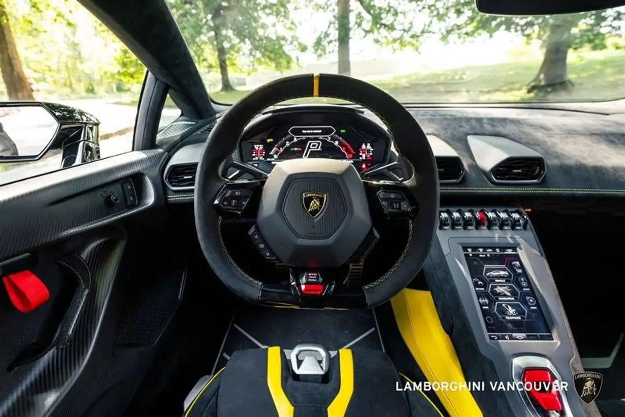 Lamborghini Huracán снимка Lamborghini Huracán