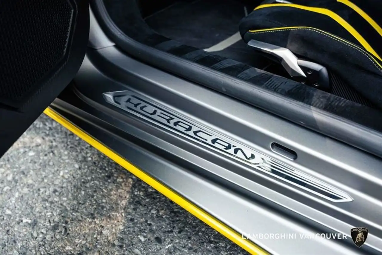 Lamborghini Huracán снимка Lamborghini Huracán