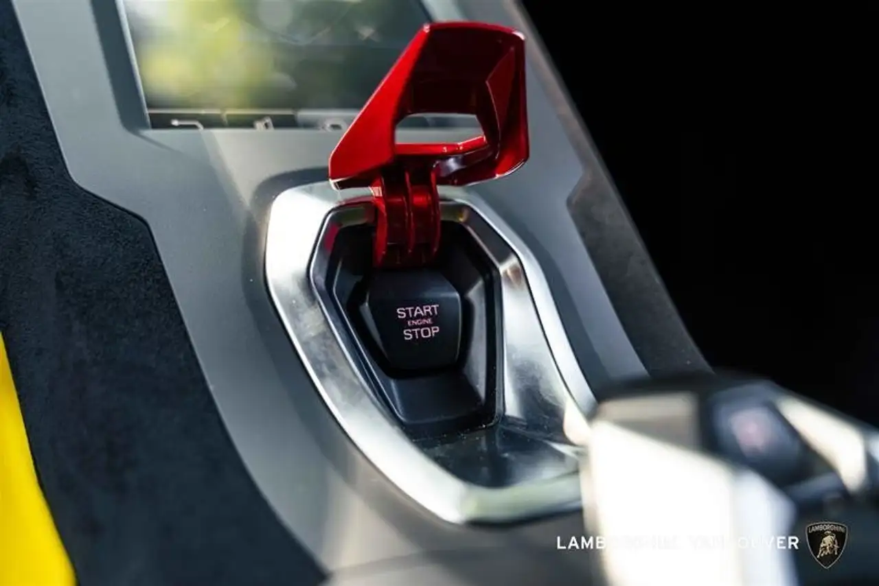 Lamborghini Huracán снимка Lamborghini Huracán