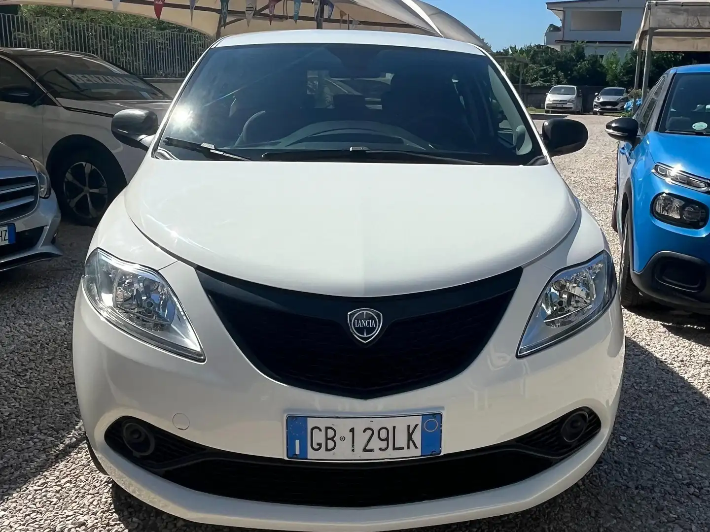 Lancia Ypsilon 1000 BENZINA/IBRIDO 12300 KM CERTIFICATI 1 PROPR. Blanc - 2
