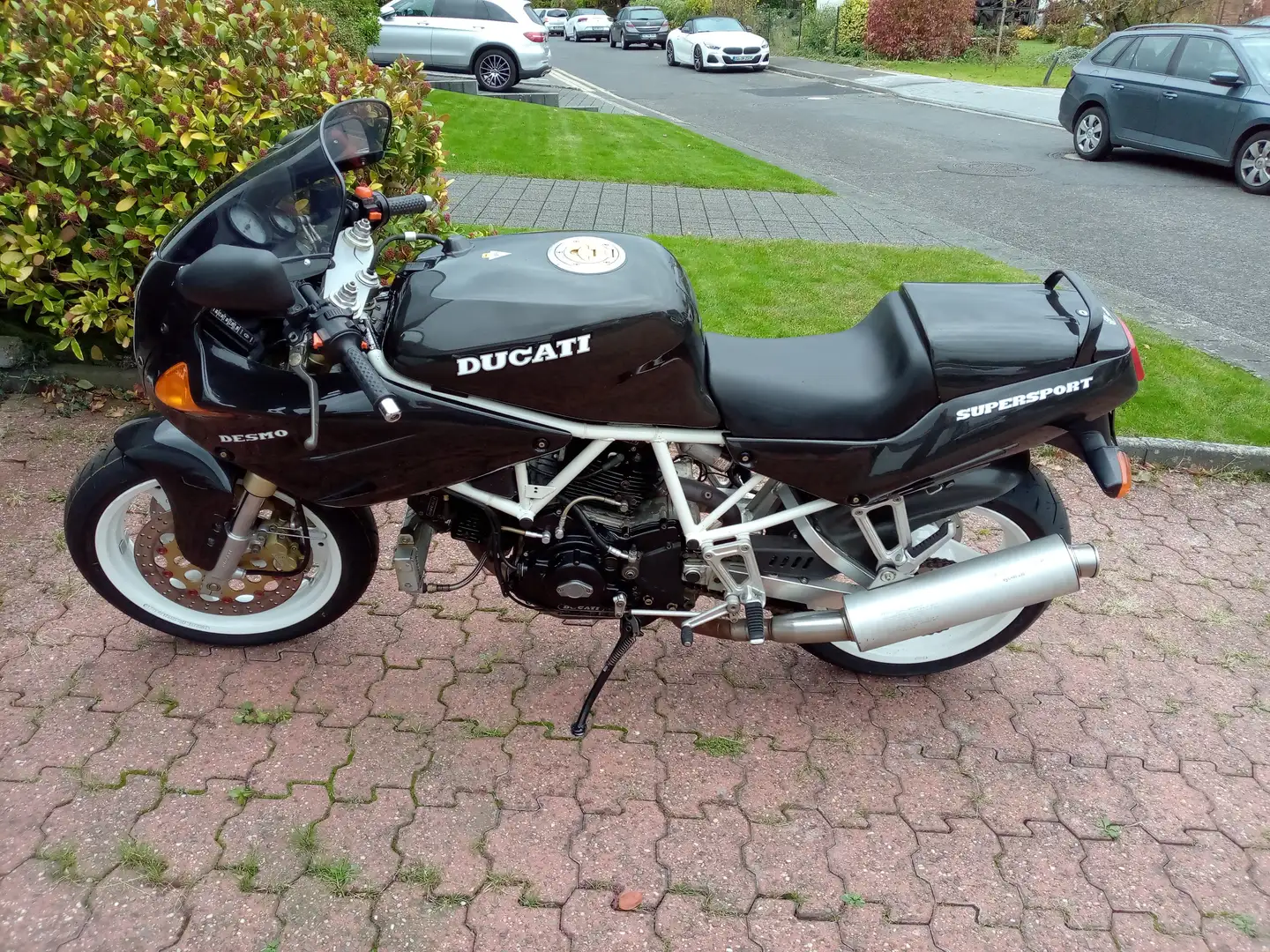 Ducati 900 SS Nuda Noir - 2