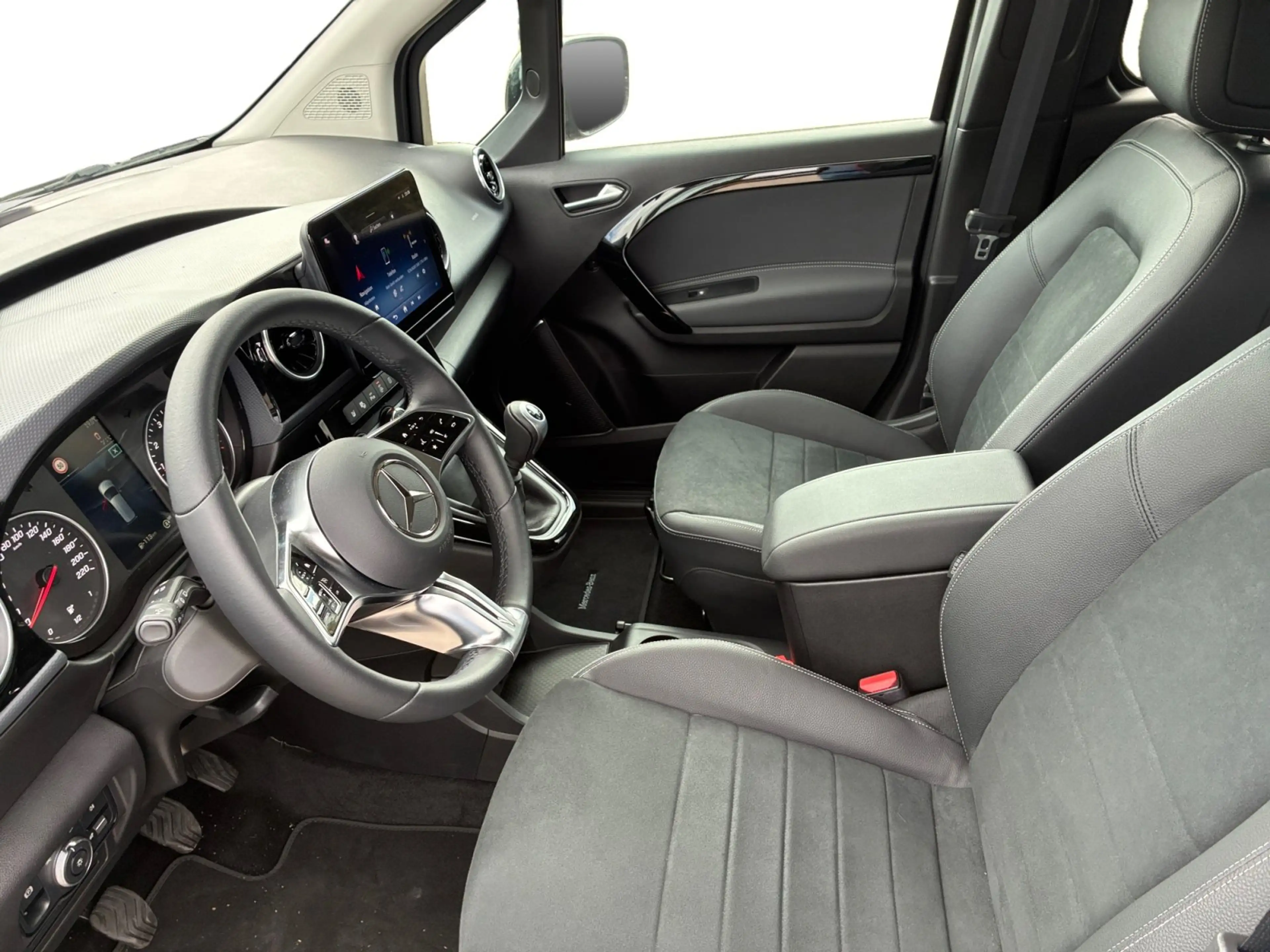 Mercedes-Benz T-Class T 160 STYLE Standard+Klima+LED+Navigation+Benzin — photo 10