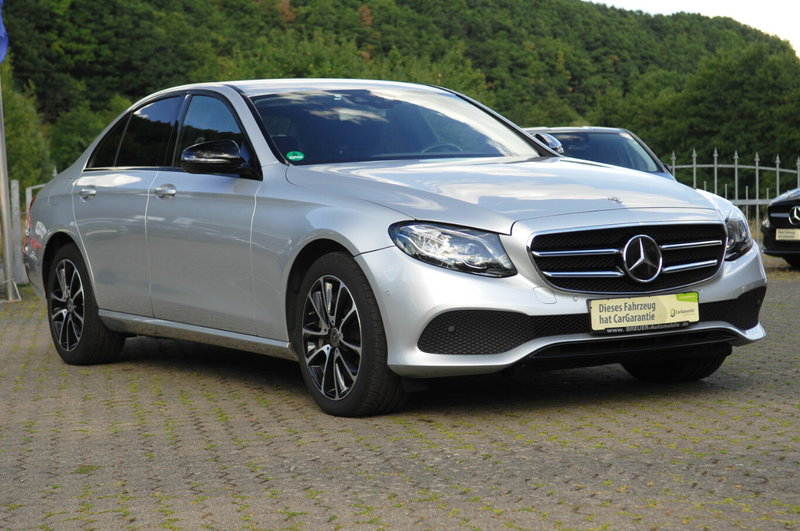 Mercedes-Benz E 400 d 4Matic Avantgarde Comand DISTRONIC Standheizung
