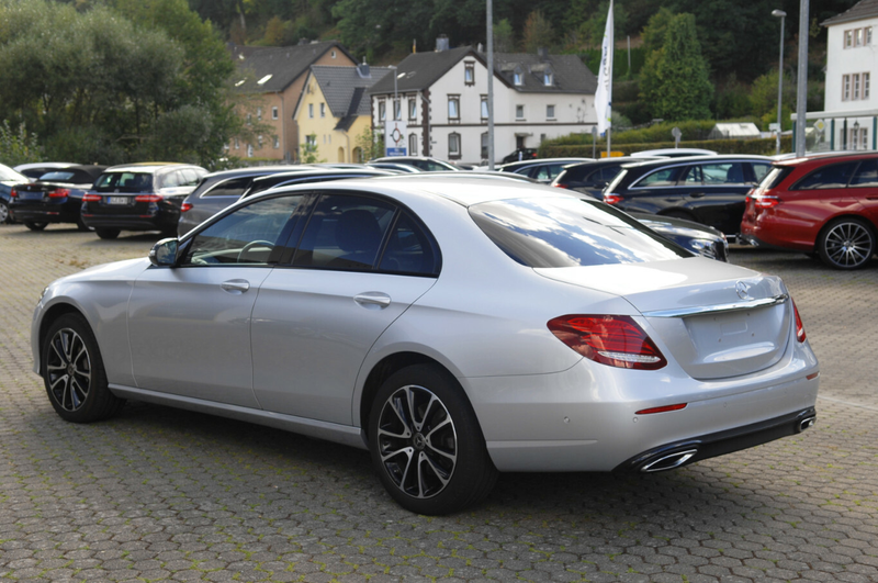Mercedes-Benz E 400 d 4Matic Avantgarde Comand DISTRONIC Standheizung — photo 5