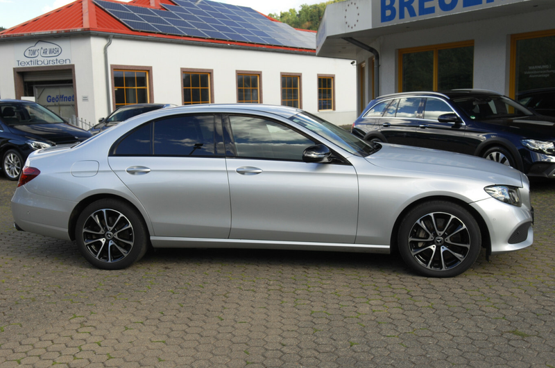 Mercedes-Benz E 400 d 4Matic Avantgarde Comand DISTRONIC Standheizung — photo 3