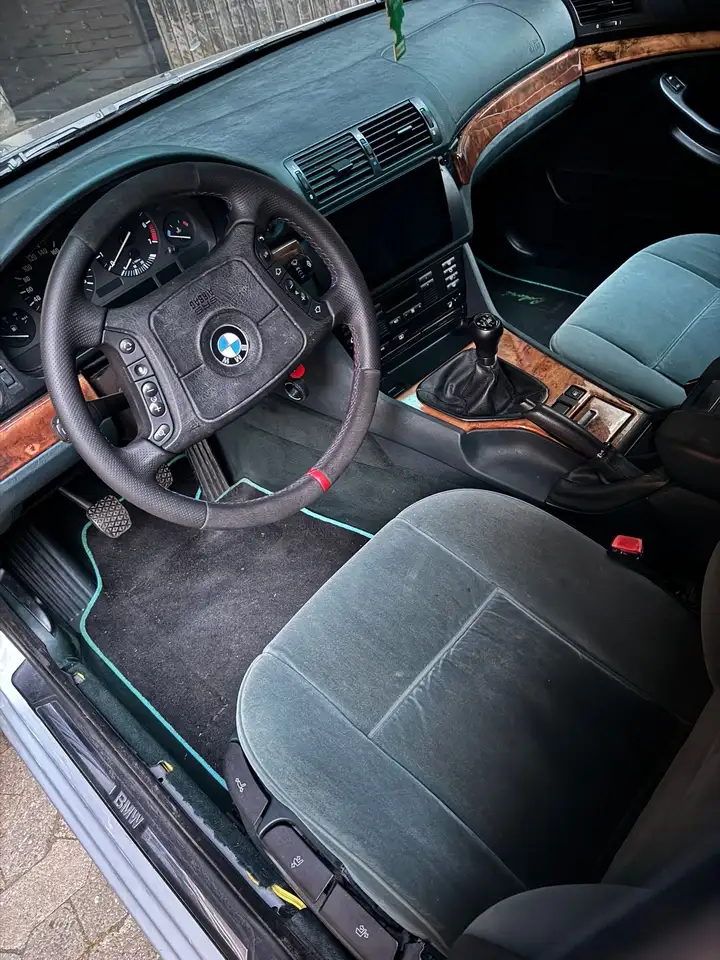 BMW 523i, foto 5