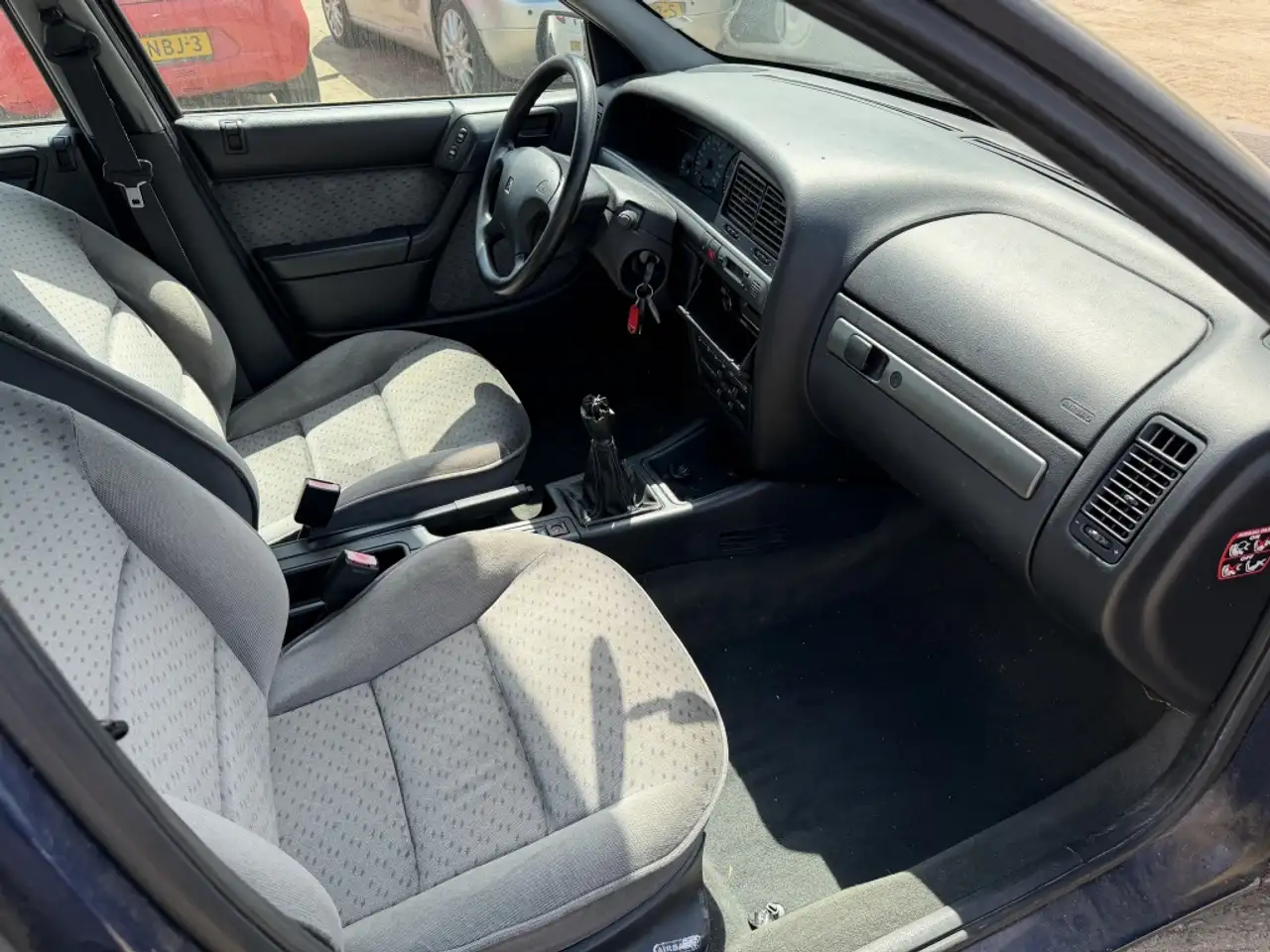 Citroen Xantia 1.8i-16V DEALER ONDERHOUDEN| NAP| NETTE AUTO, foto 11