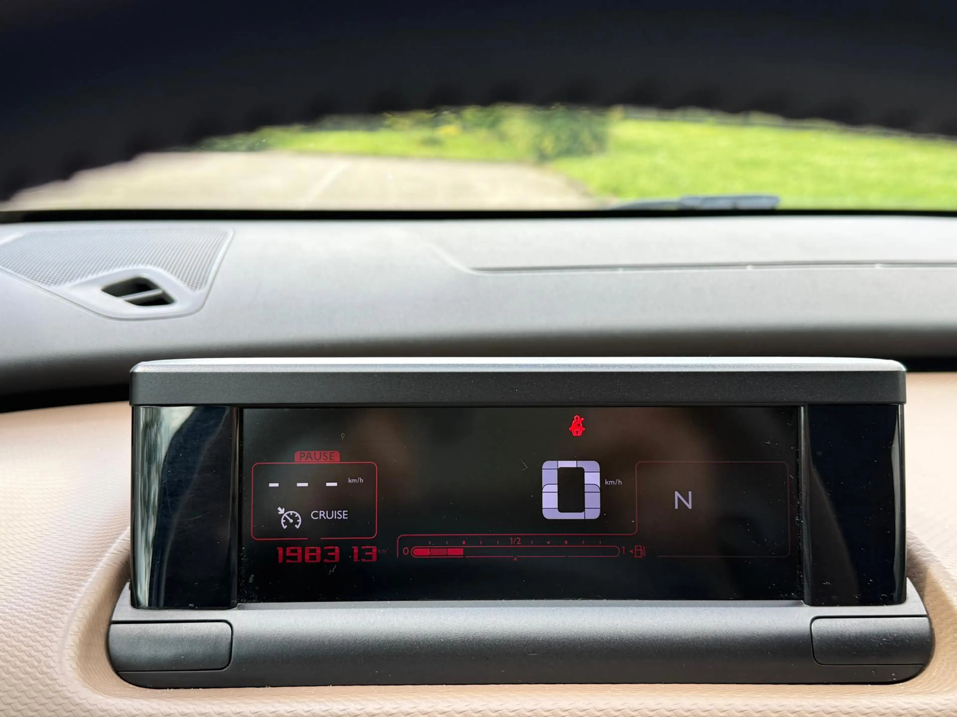 Citroen C4 Cactus 1.2 e-VTi Shine — photo 14