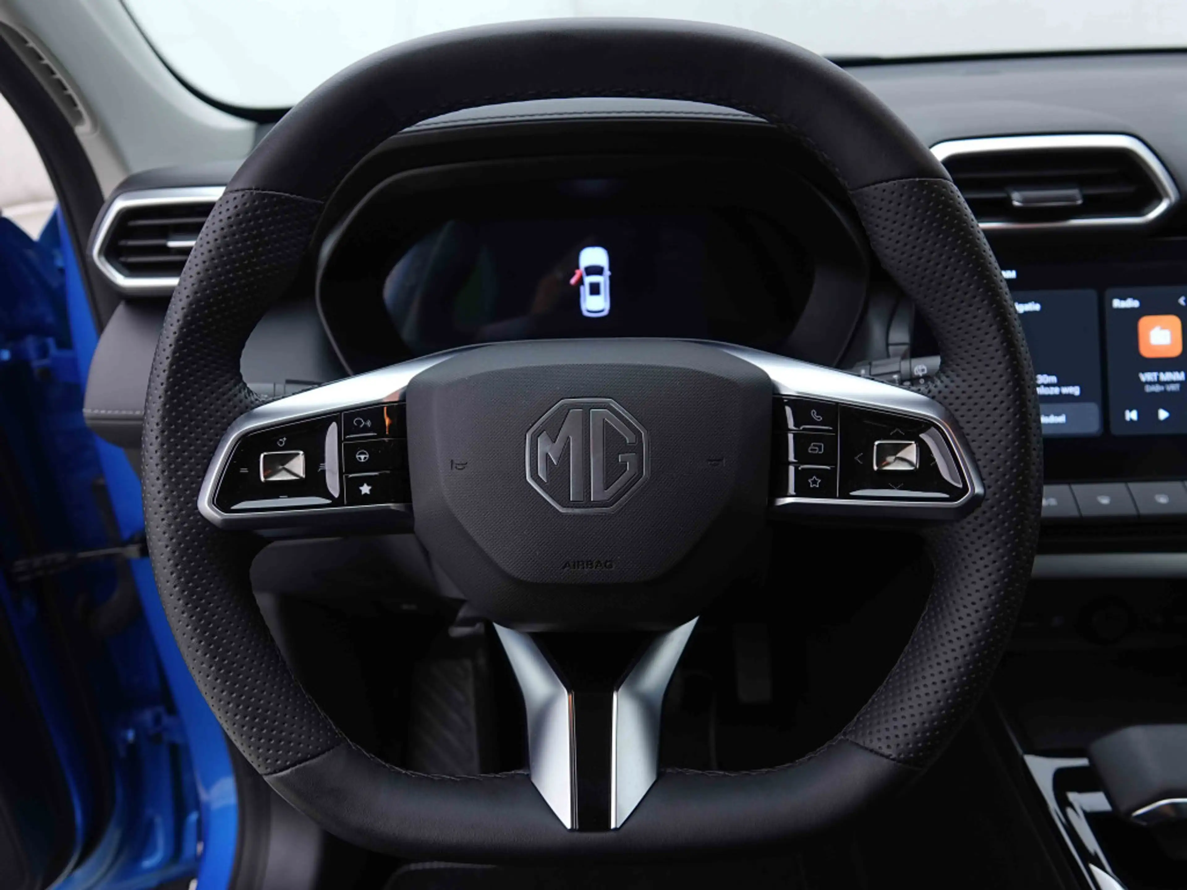 MG ZS Hybrid+ 194 AUT | Luxury | Leather | 360Cam | GPS | Heated Seats | ALU18 — photo 9