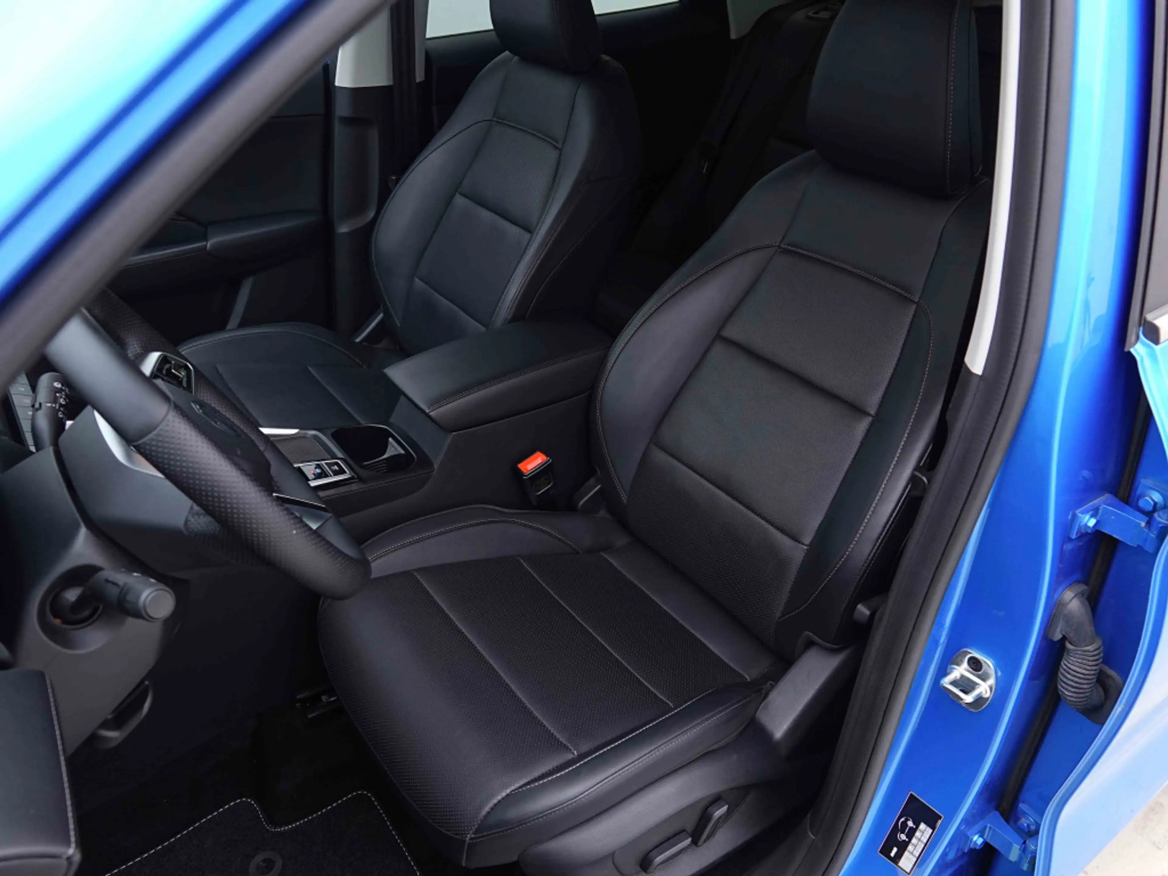 MG ZS Hybrid+ 194 AUT | Luxury | Leather | 360Cam | GPS | Heated Seats | ALU18 — photo 7