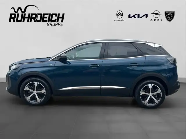 Peugeot 3008 view 2